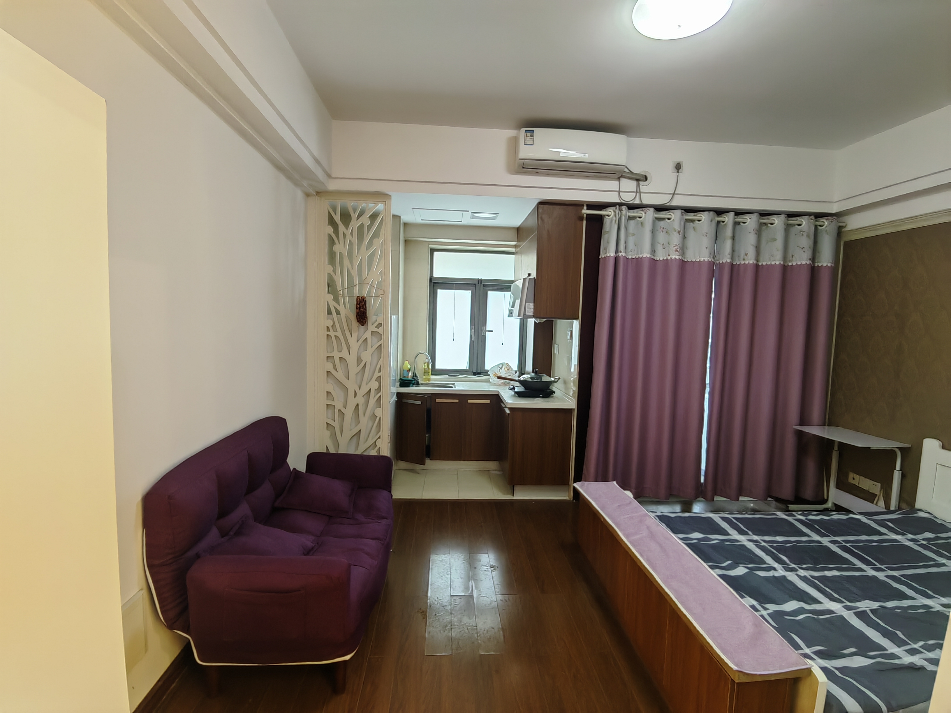 环宇天地、中海地产(中信城市广场二期) 1室0厅1卫 1200.0元/月 环宇天地、中海地产(中信城市广场二期) 1室0厅1卫 1200.0元/月户型图