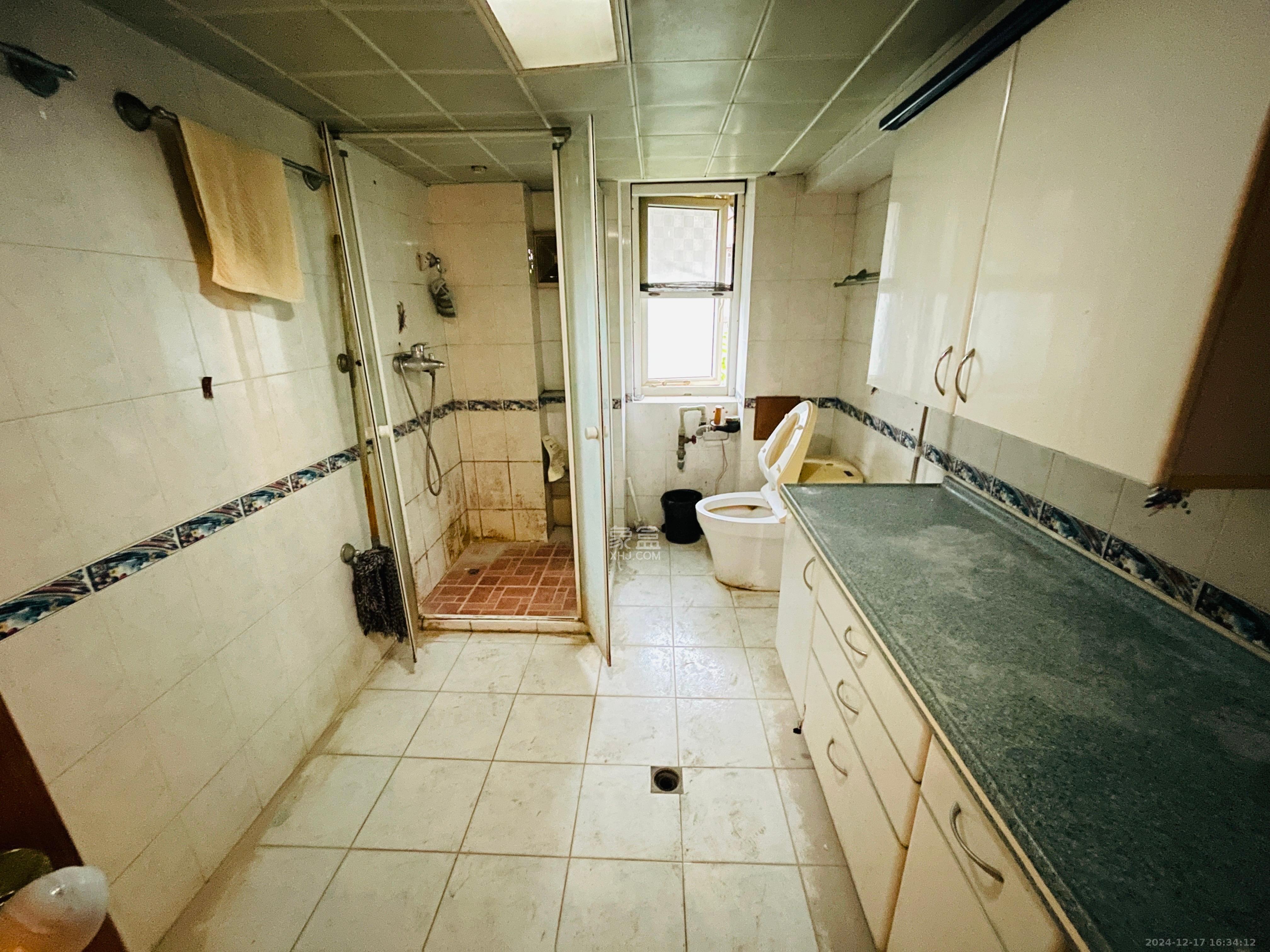 英才园三片  4室2厅2卫    3600.0元/月 英才园三片  4室2厅2卫    3600.0元/月室内图