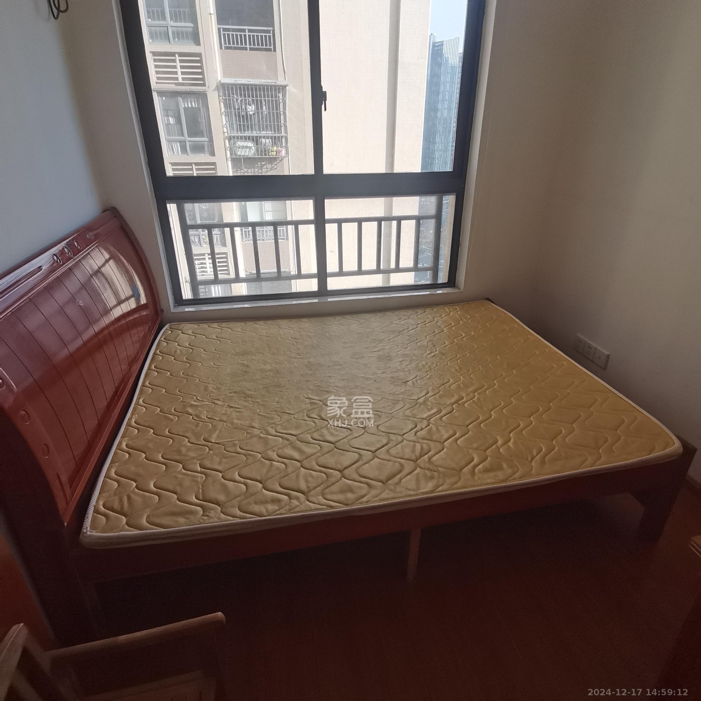 香樟兰亭(朗峰苑)  3室2厅1卫    2200.0元/月 香樟兰亭(朗峰苑)  3室2厅1卫    2200.0元/月室内图