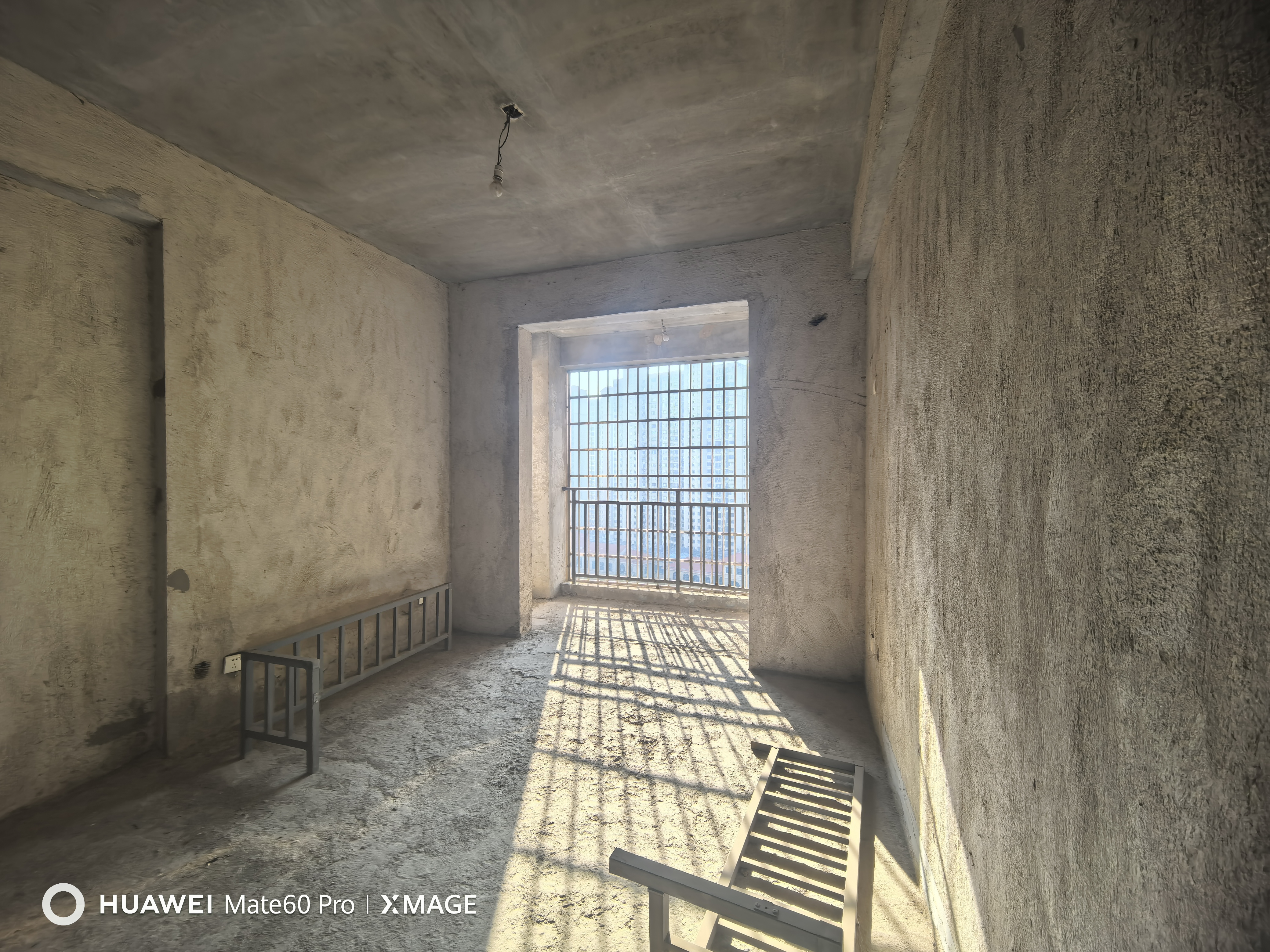 上和世家 4室2厅2卫 75.8万 上和世家 4室2厅2卫 75.8万客厅