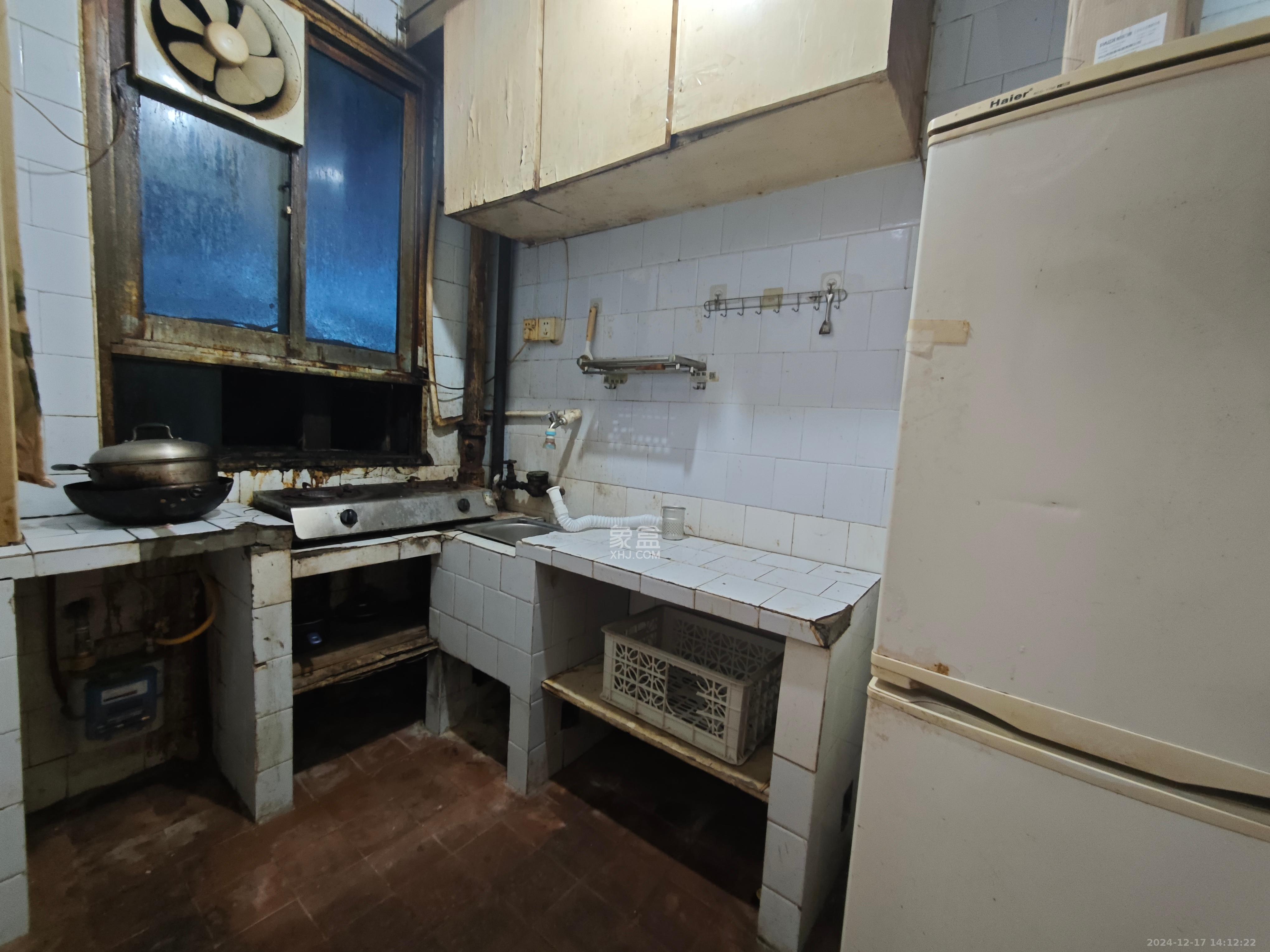 荷花池巷29号院 2室2厅1卫 1700.0元/月 荷花池巷29号院 2室2厅1卫 1700.0元/月室内图