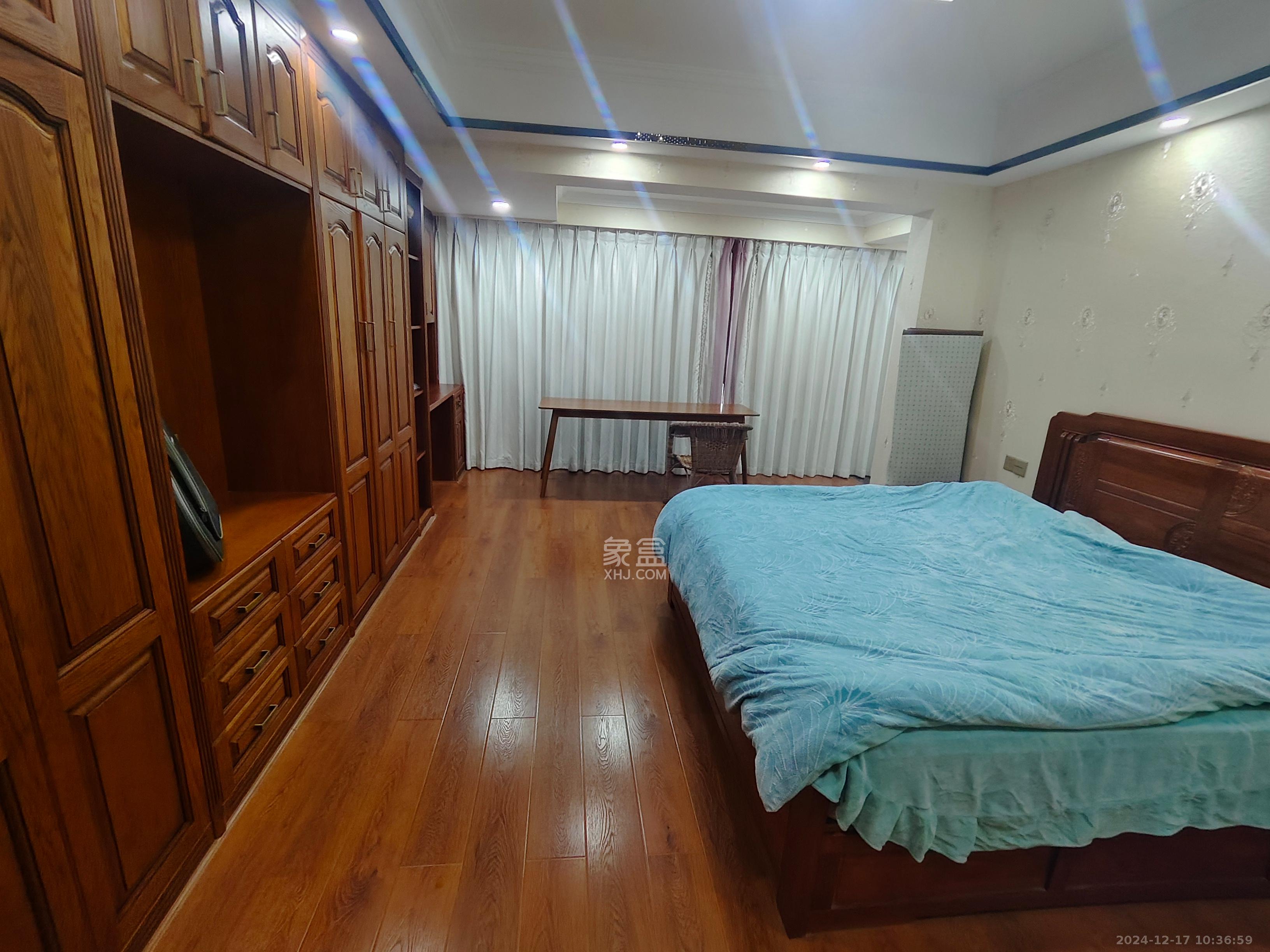 天麓尚层 4室2厅2卫 6000.0元/月 天麓尚层 4室2厅2卫 6000.0元/月室内图