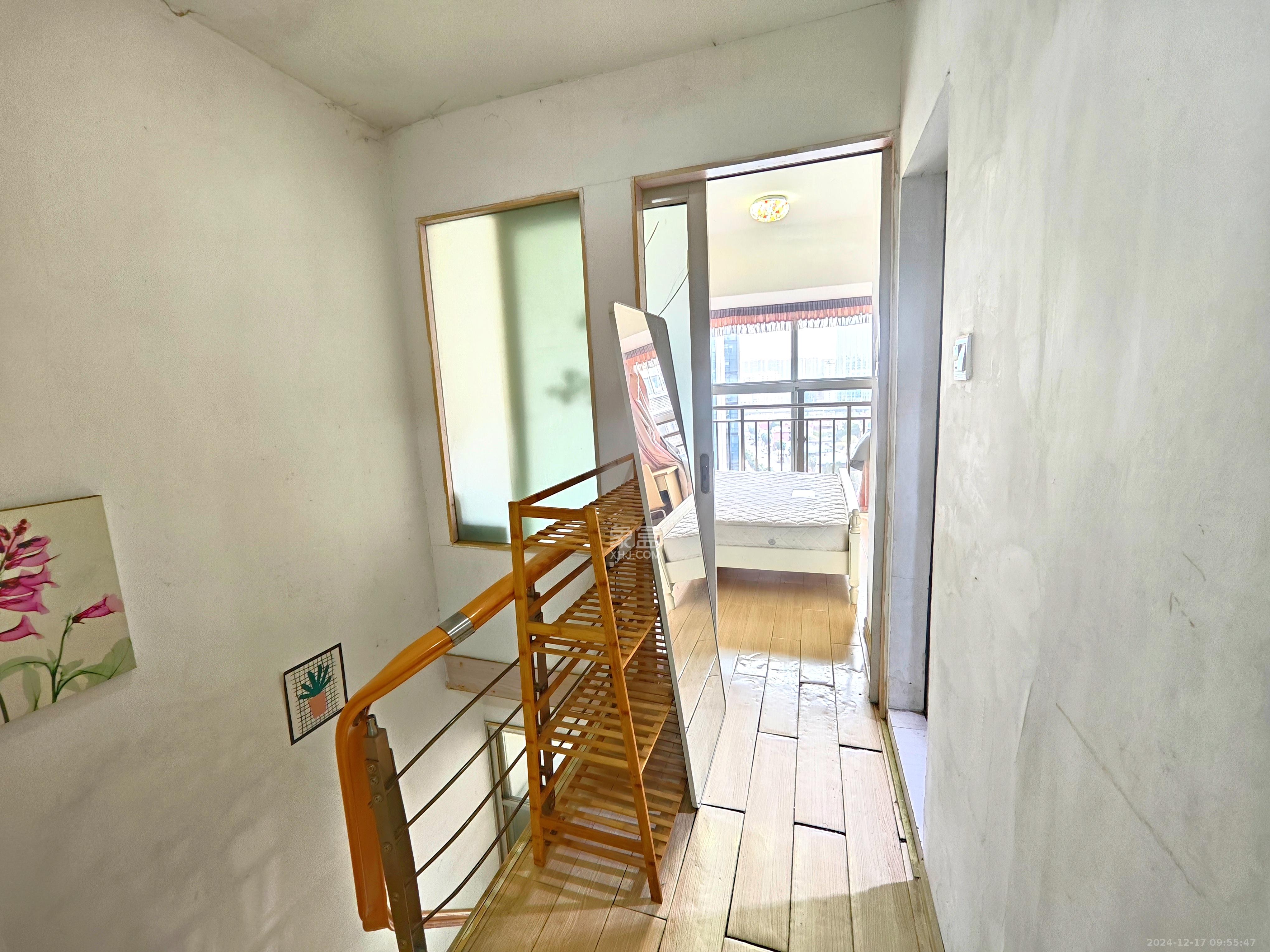 金色loft(鑫秋大厦) 2室1厅1卫 1800.0元/月 金色loft(鑫秋大厦) 2室1厅1卫 1800.0元/月室内图