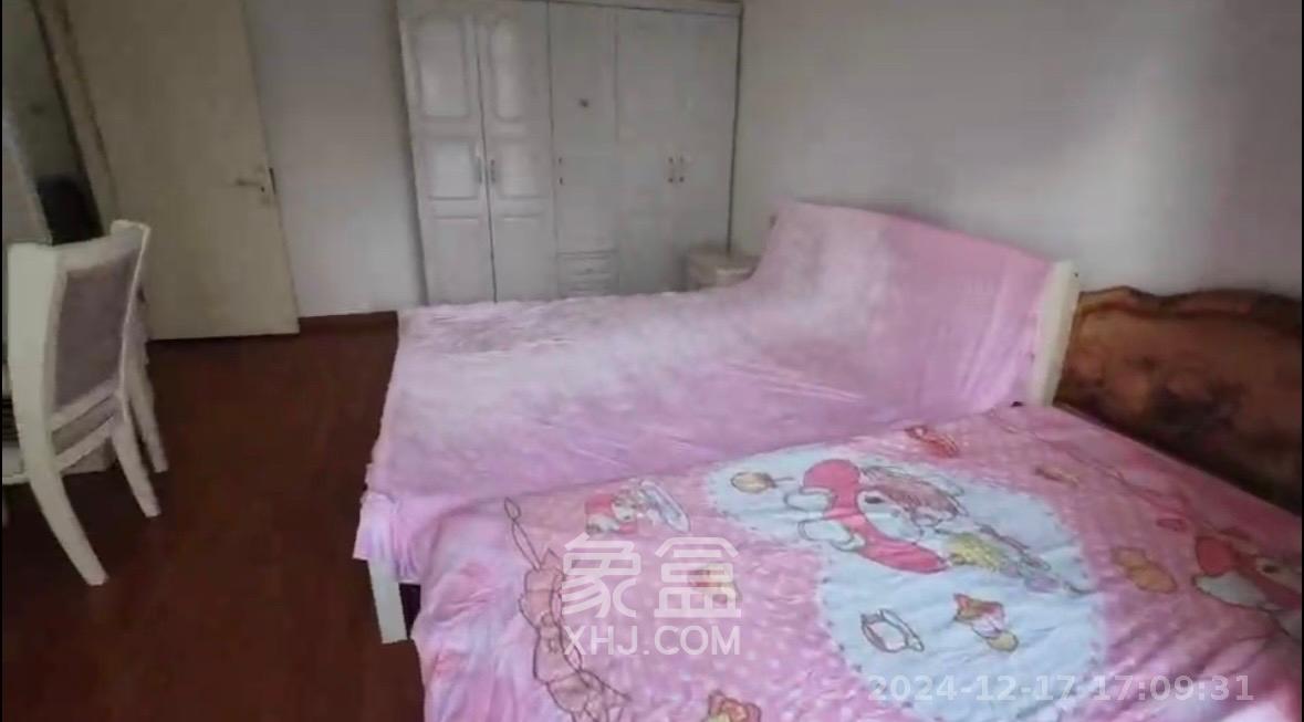 双盈卧龙湾  4室2厅2卫   2600.00元/月室内图