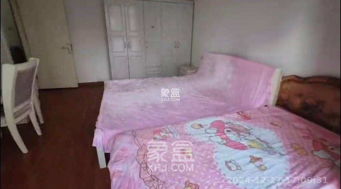 双盈卧龙湾 4室2厅2卫 2600.0元/月 双盈卧龙湾 4室2厅2卫 2600.0元/月室内图