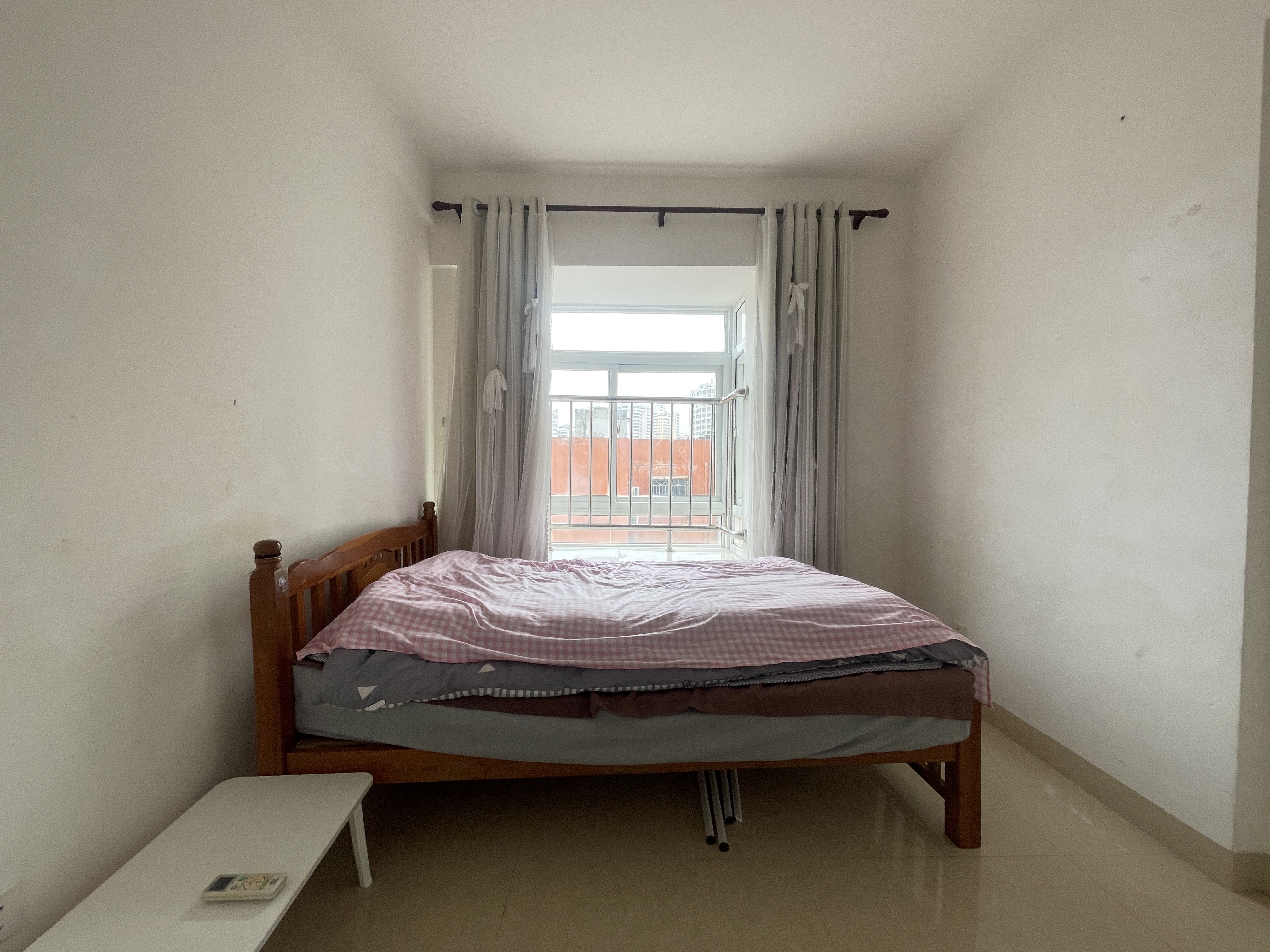 鸿禾温泉大厦 1室1厅1卫 56.0万 鸿禾温泉大厦 1室1厅1卫 56.0万卧室