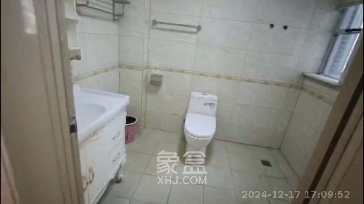 双盈卧龙湾  4室2厅2卫   2600.00元/月室内图
