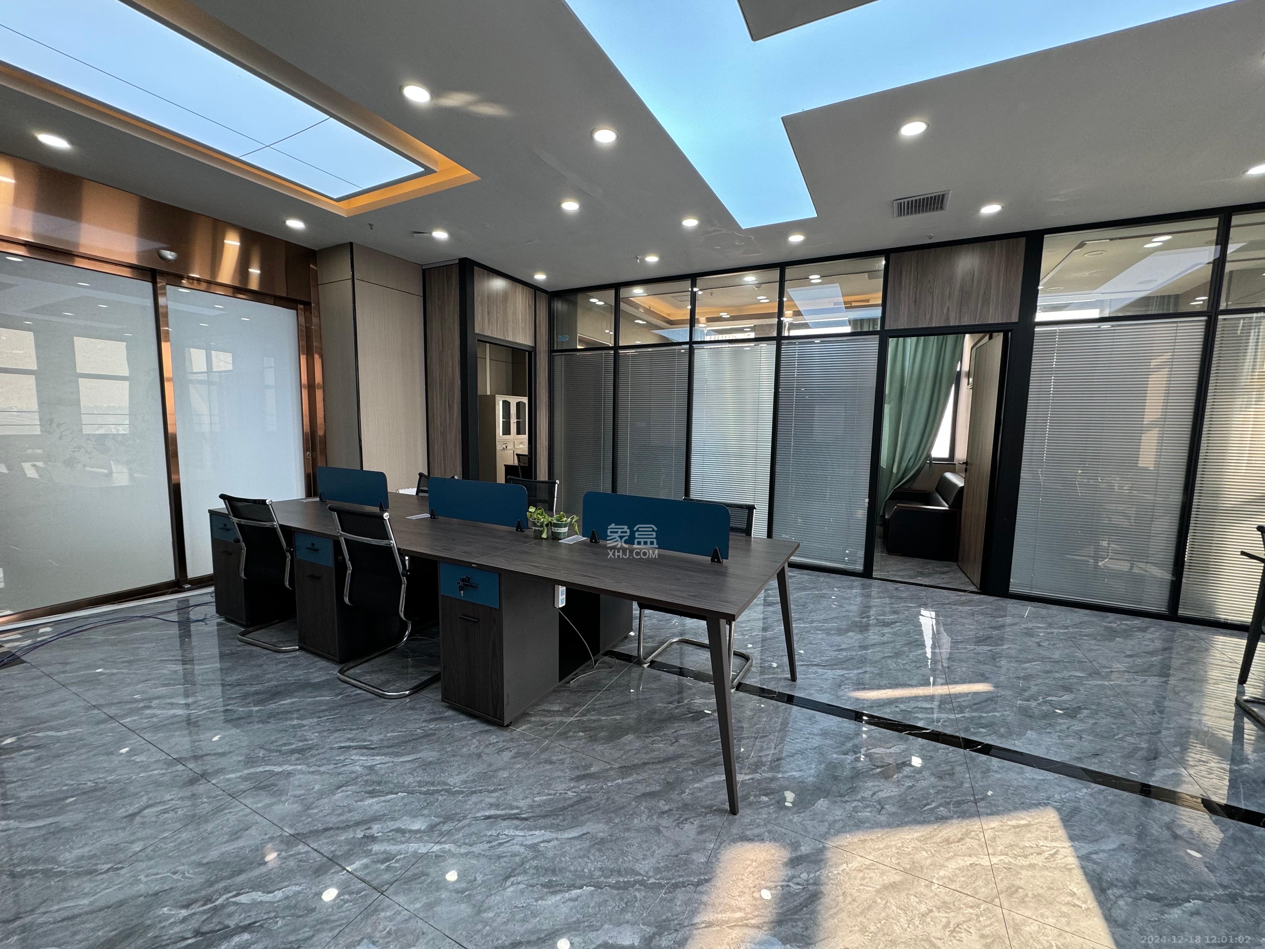 华润置地广场二期 1室1厅0卫 10000.0元/月 华润置地广场二期 1室1厅0卫 10000.0元/月室内图