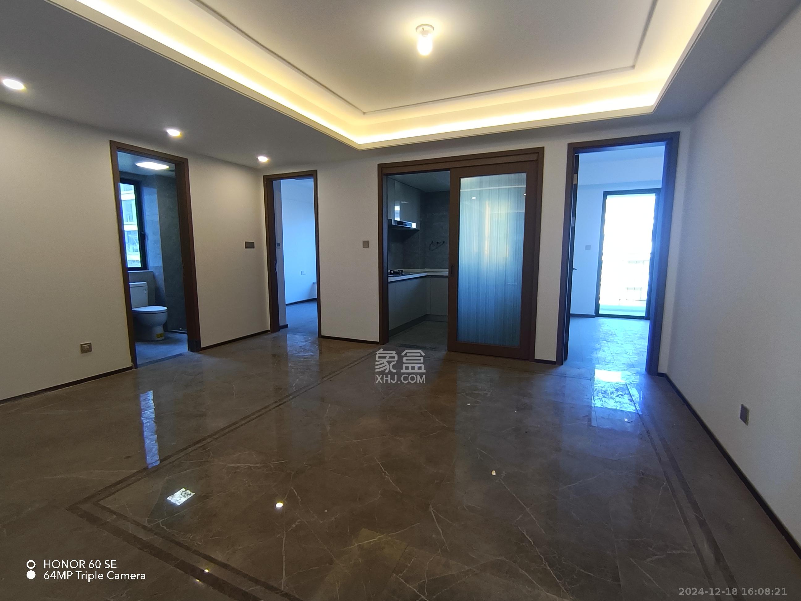 金茂建发泊悦  4室2厅2卫    4000.0元/月 金茂建发泊悦  4室2厅2卫    4000.0元/月室内图