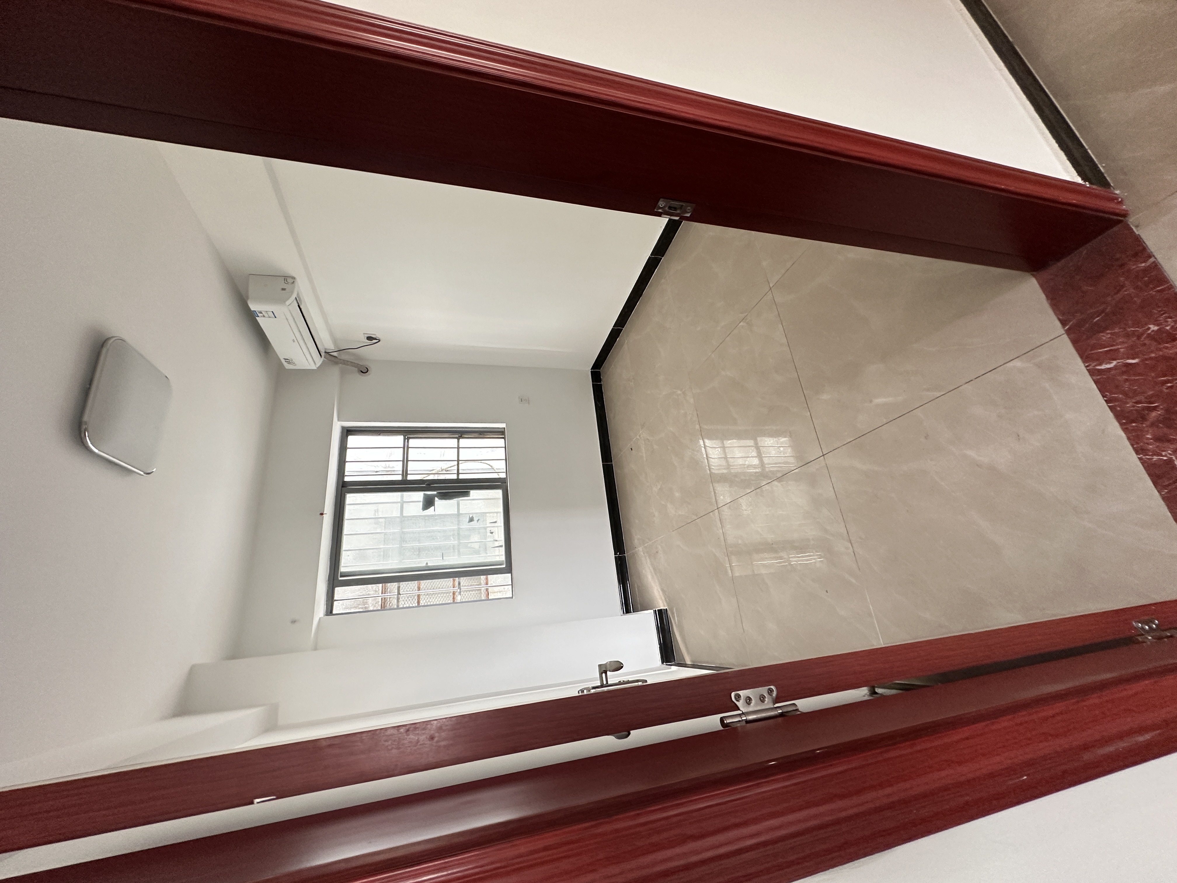 金山小区 3室2厅2卫 127.0万 金山小区 3室2厅2卫 127.0万卧室