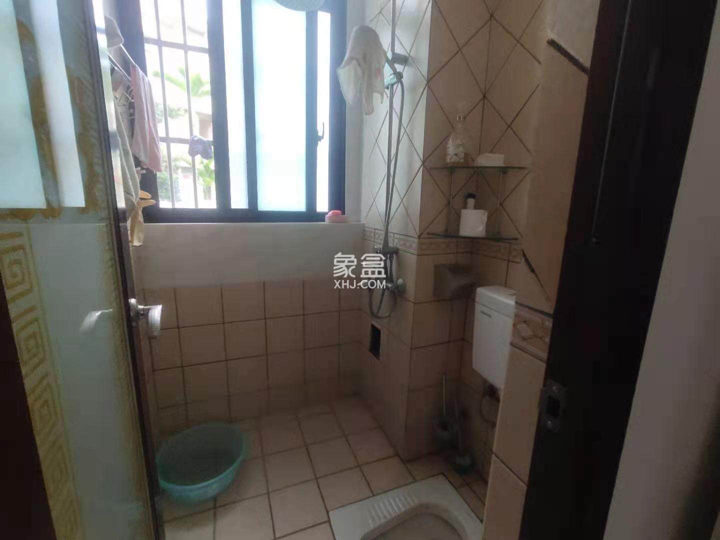 万花坊铂金公馆别墅 6室4厅4卫 1300.0万 万花坊铂金公馆别墅 6室4厅4卫 1300.0万室内图