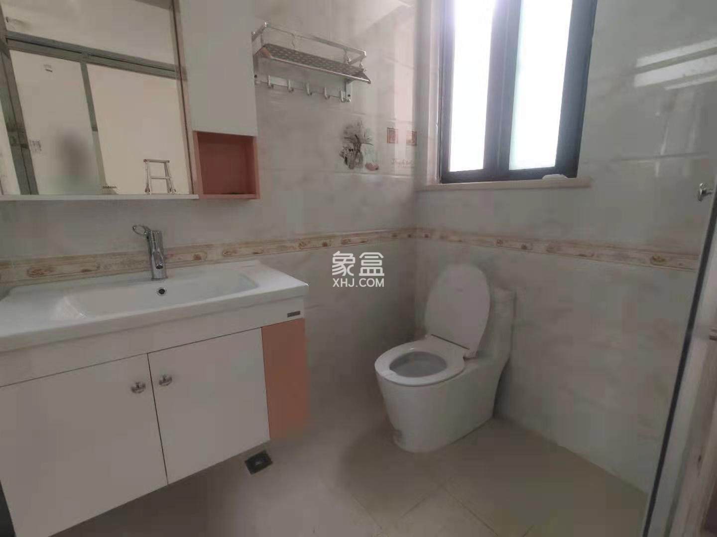 万花坊铂金公馆别墅 6室4厅4卫 1300.0万 万花坊铂金公馆别墅 6室4厅4卫 1300.0万室内图