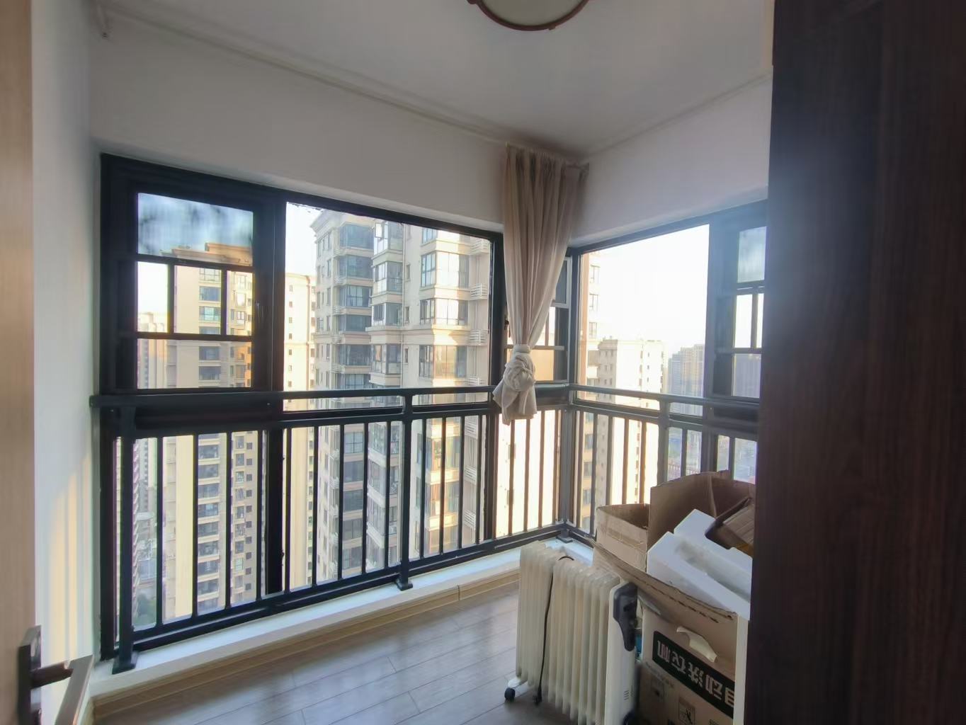 美的翰城  4室2厅2卫    140.0万 美的翰城  4室2厅2卫    140.0万室内图