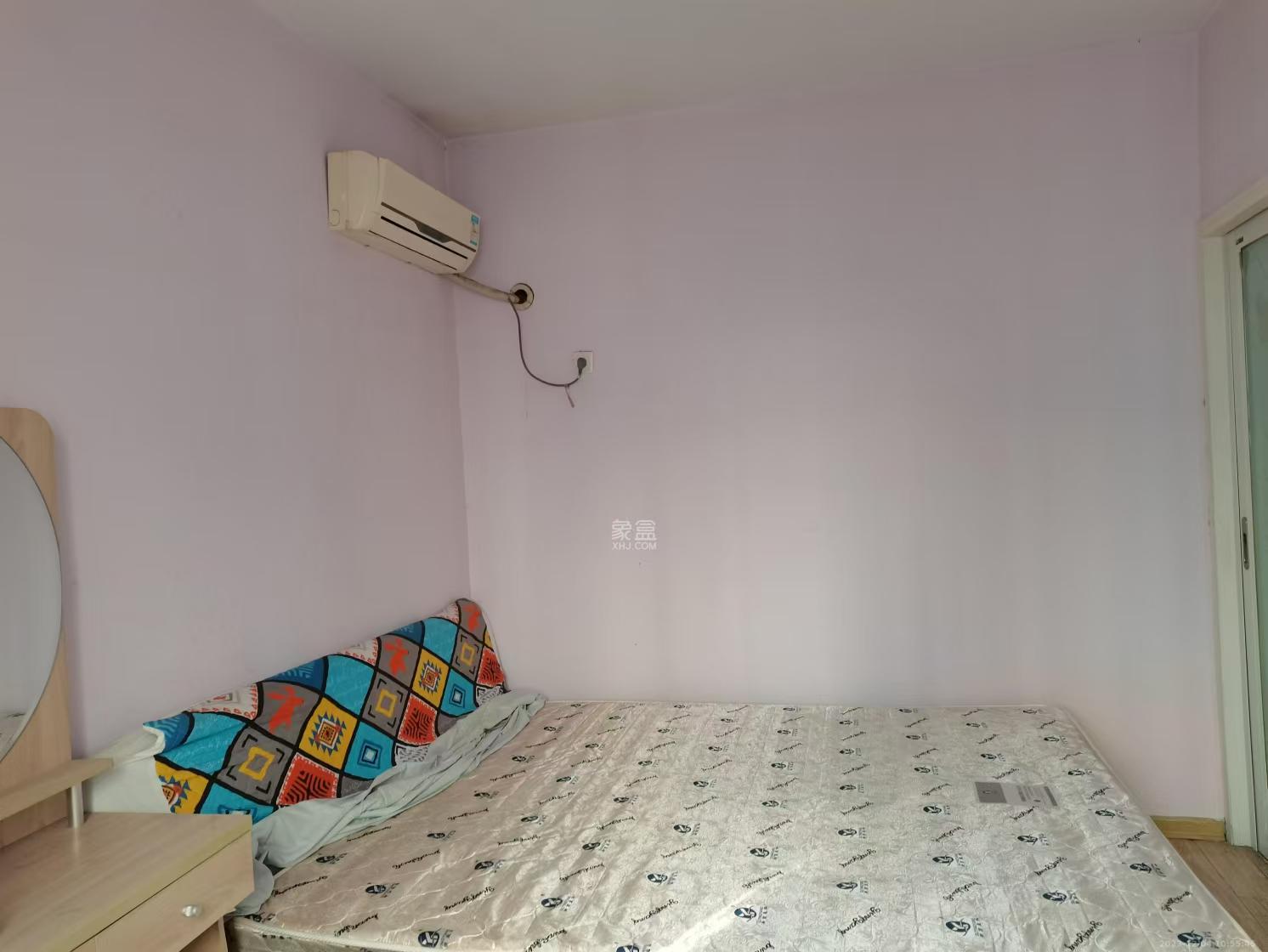 层上观邸 3室2厅1卫 1900.0元/月 层上观邸 3室2厅1卫 1900.0元/月室内图