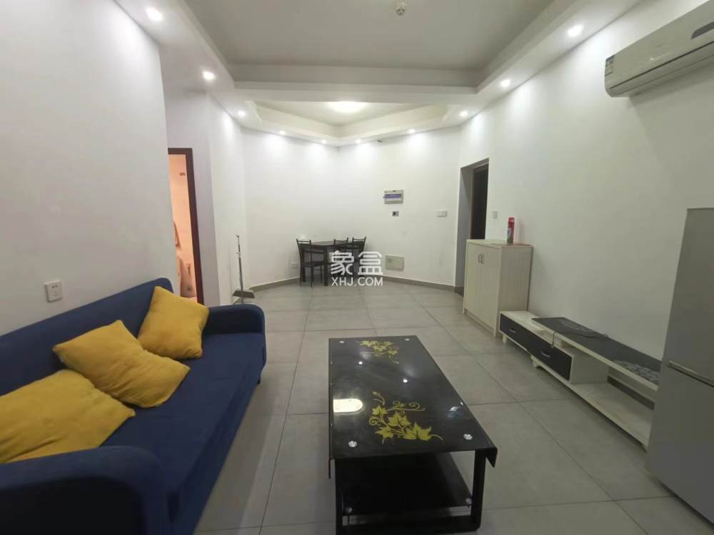 庐山一号 2室2厅1卫 1700.0元/月 庐山一号 2室2厅1卫 1700.0元/月室内图