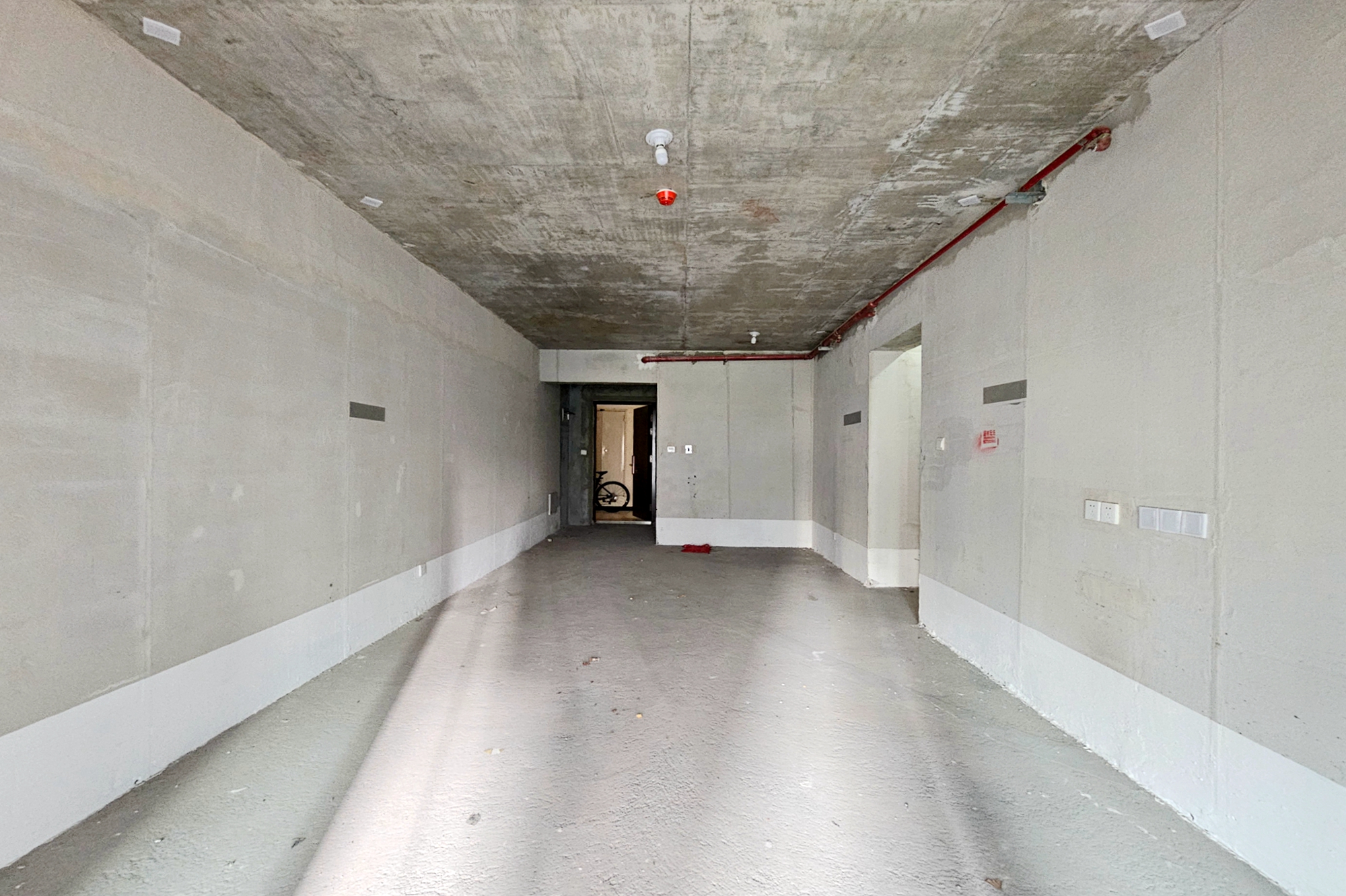 阳光城尚东湾凌云府 3室2厅1卫 105.0万 阳光城尚东湾凌云府 3室2厅1卫 105.0万客厅