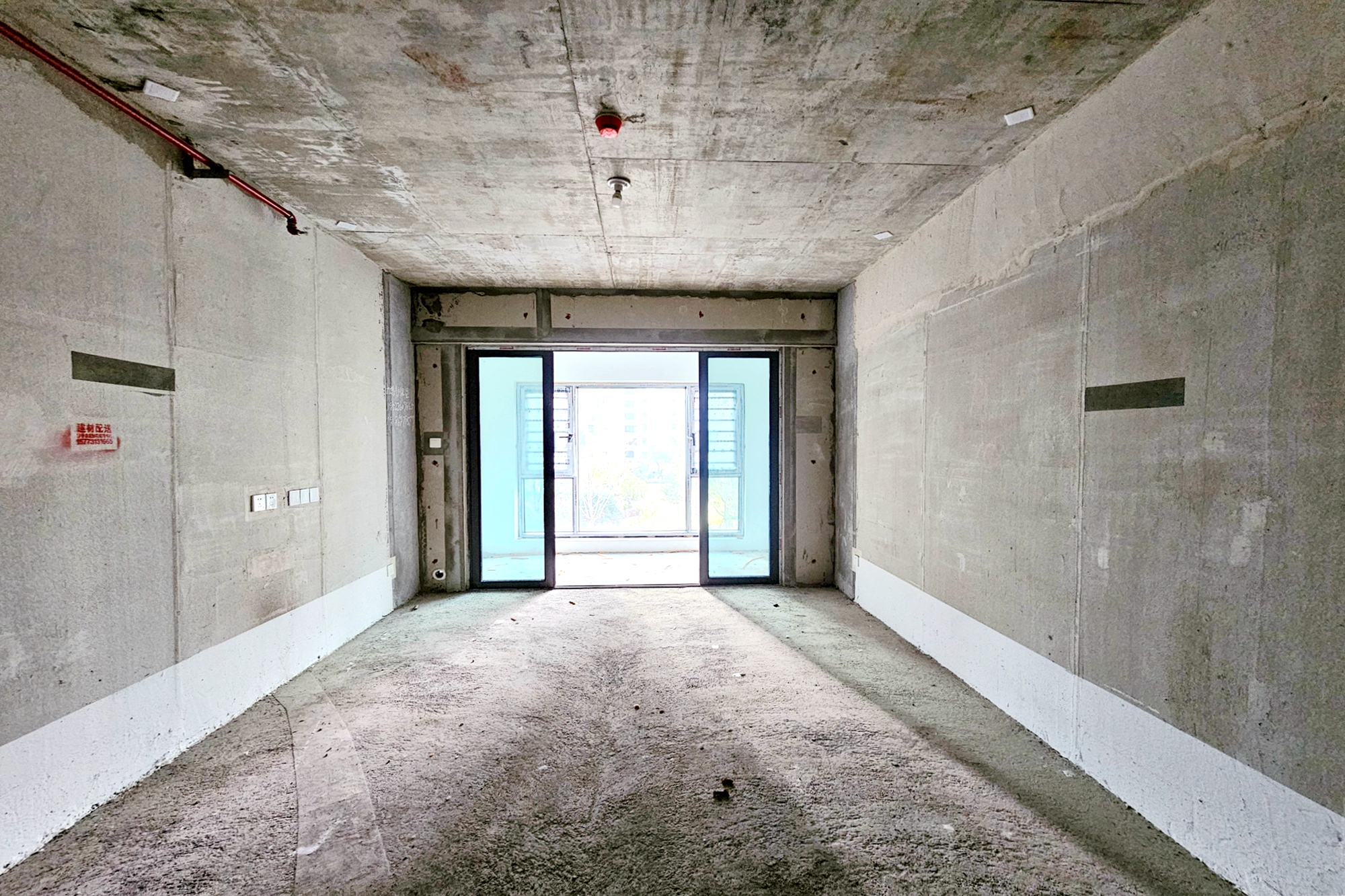 阳光城尚东湾凌云府 3室2厅1卫 105.0万 阳光城尚东湾凌云府 3室2厅1卫 105.0万客厅