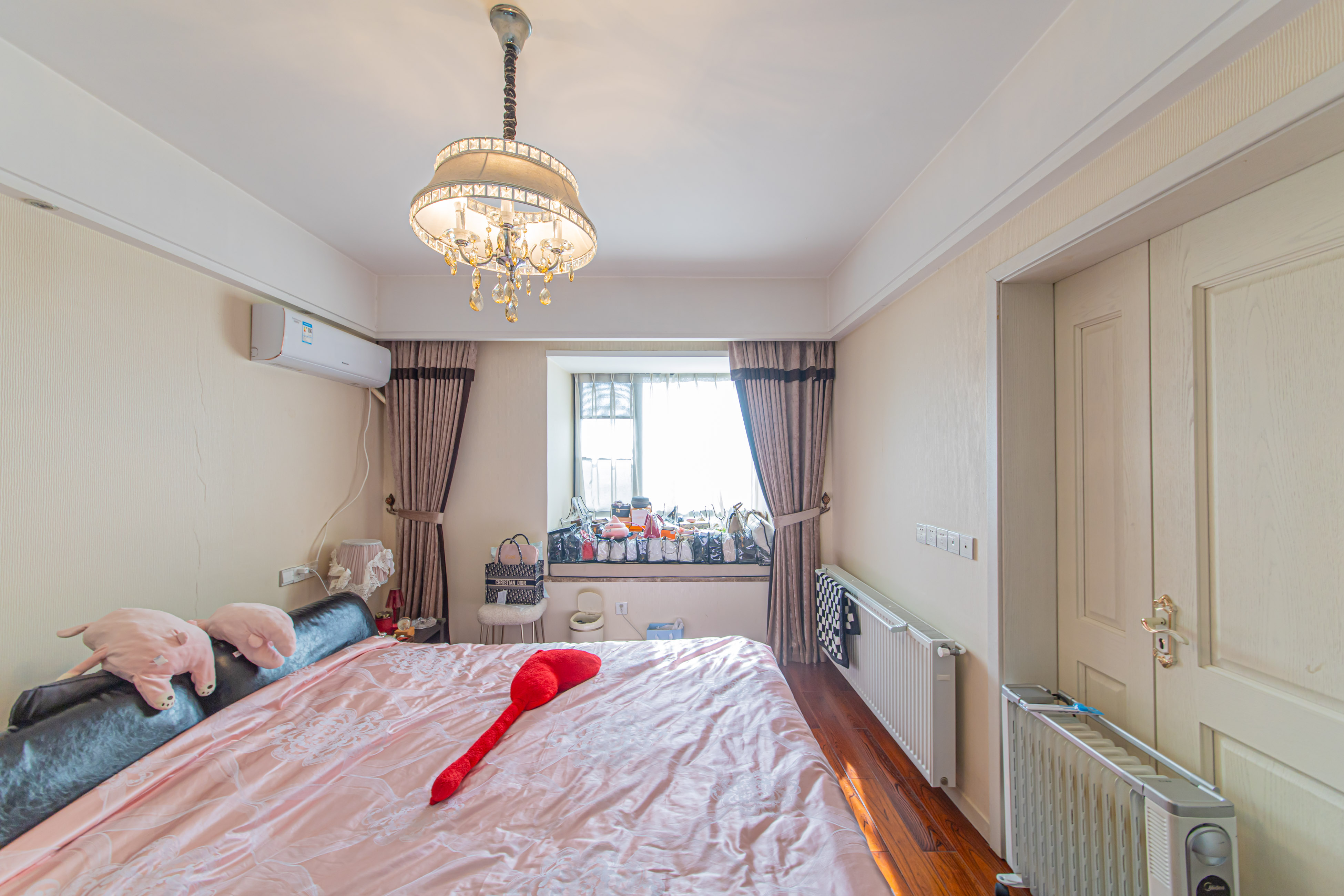 保利花园  3室2厅2卫    120.0万 保利花园  3室2厅2卫    120.0万卧室