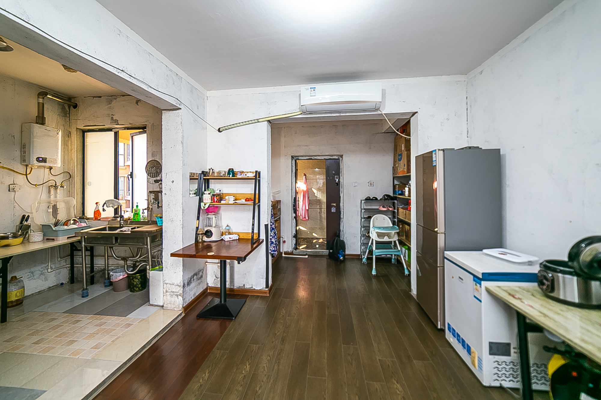 荣悦台 3室2厅2卫 176.8万 荣悦台 3室2厅2卫 176.8万客厅