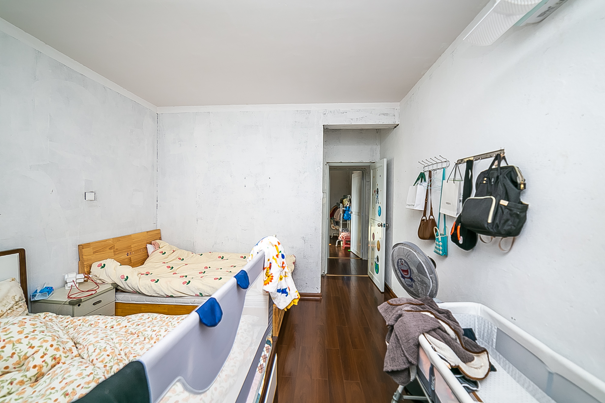 荣悦台 3室2厅2卫 176.8万 荣悦台 3室2厅2卫 176.8万卧室