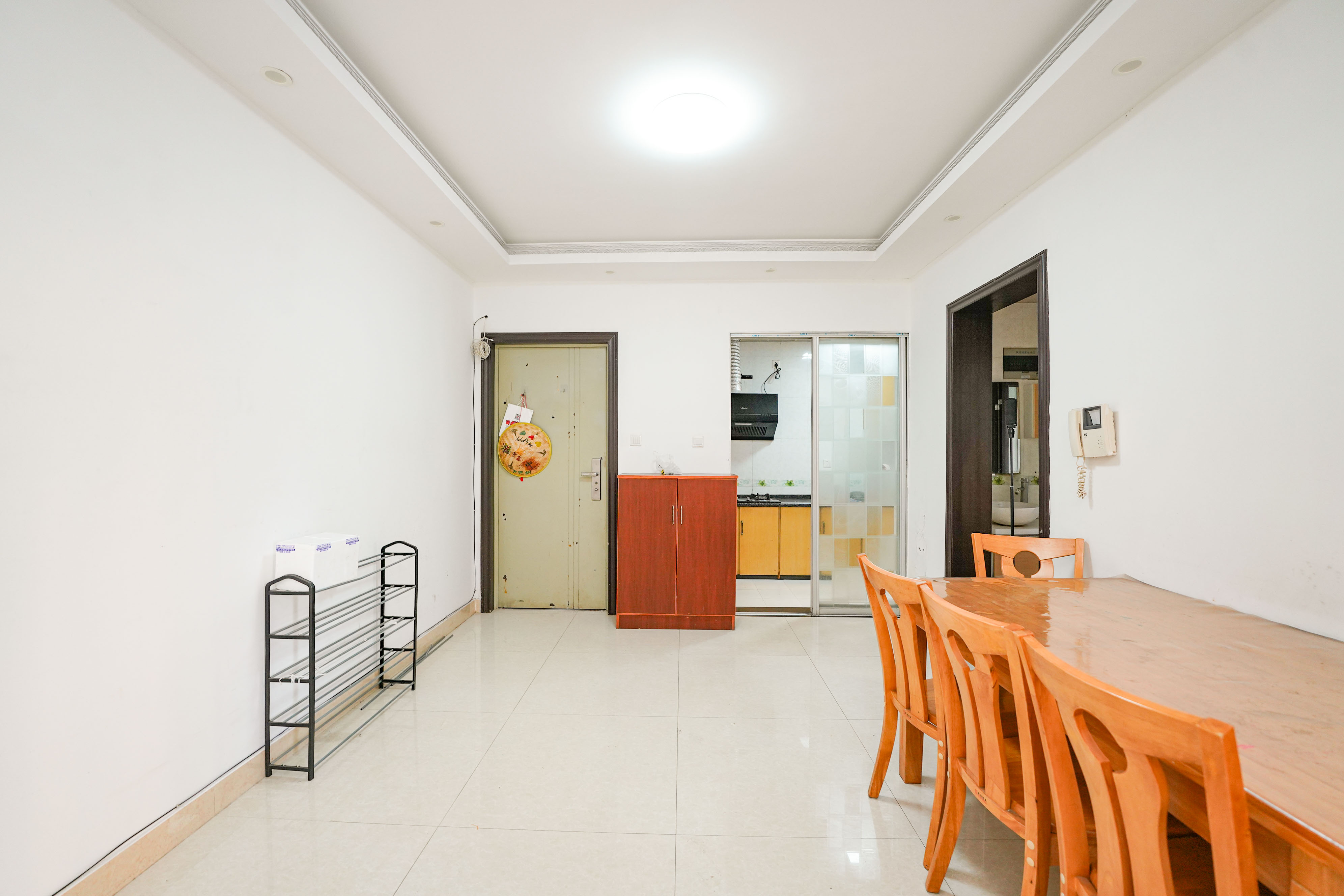 怡海星城 2室2厅1卫 43.8万 怡海星城 2室2厅1卫 43.8万客厅