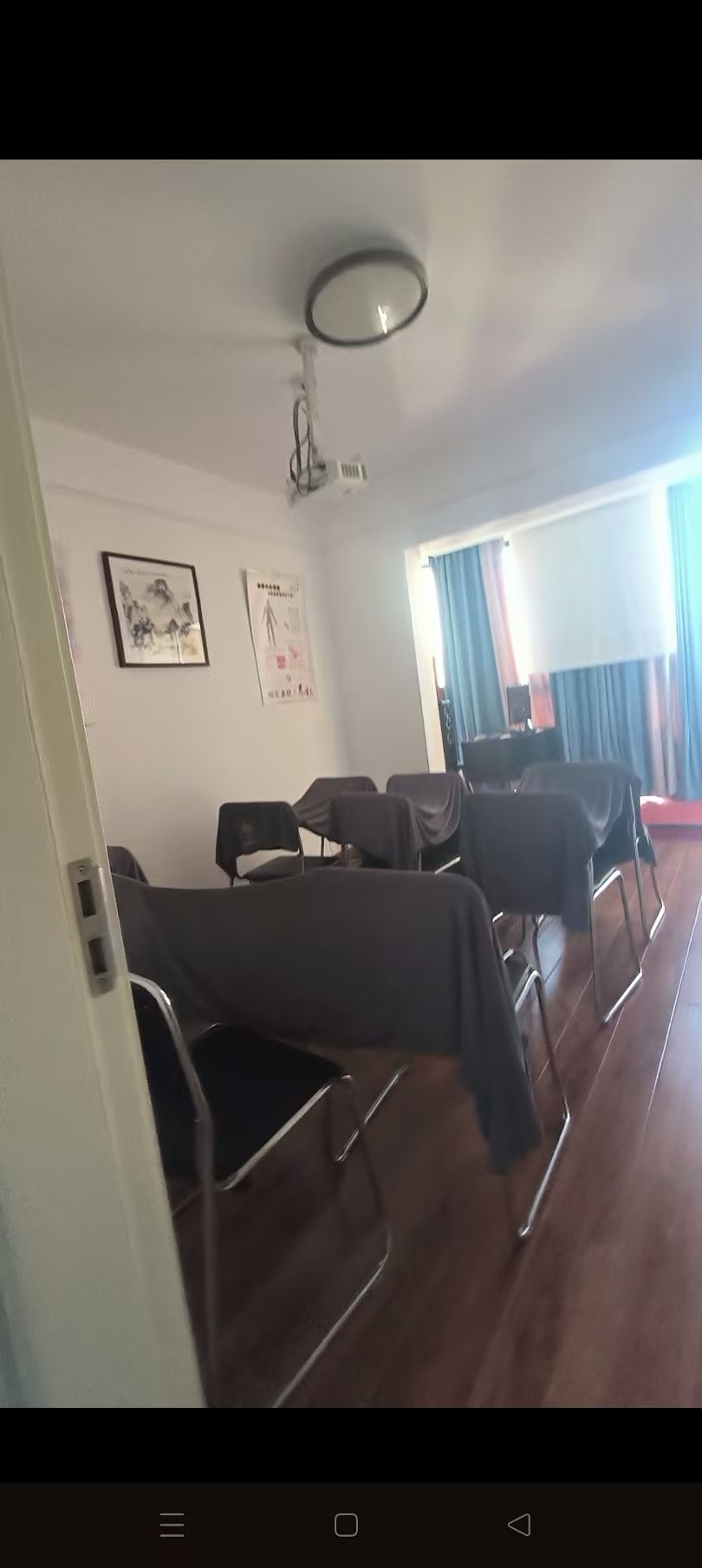 汇景花园 5室2厅2卫 3000.0元/月 汇景花园 5室2厅2卫 3000.0元/月室内图