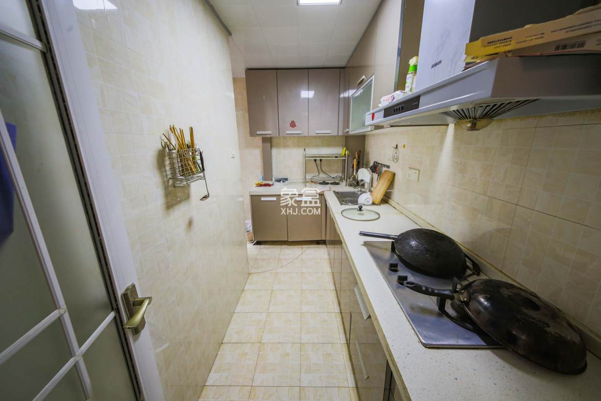 青园 3室2厅1卫 82.0万 青园 3室2厅1卫 82.0万厨房