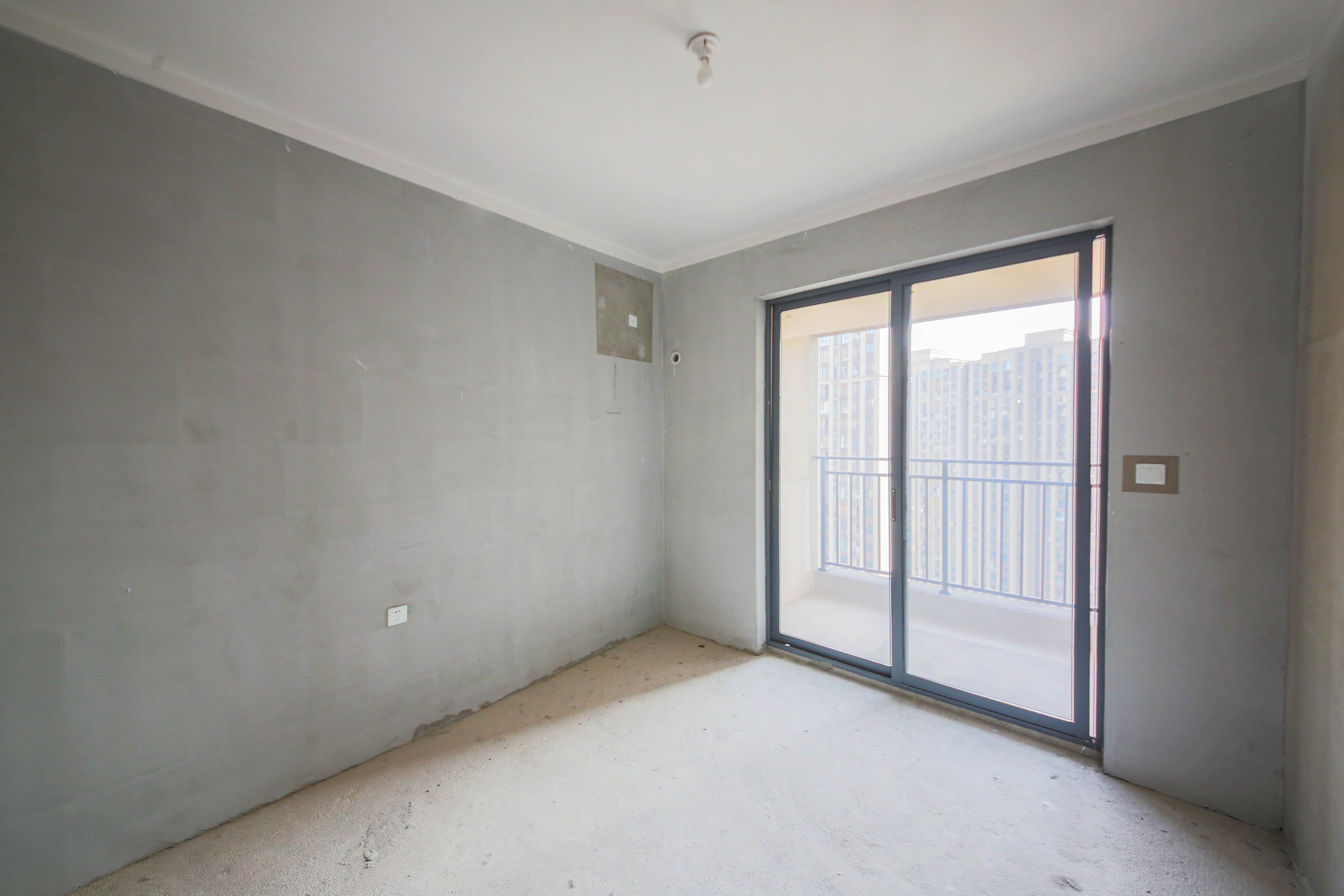 中建钰和城  3室2厅1卫    132.0万 中建钰和城  3室2厅1卫    132.0万卧室