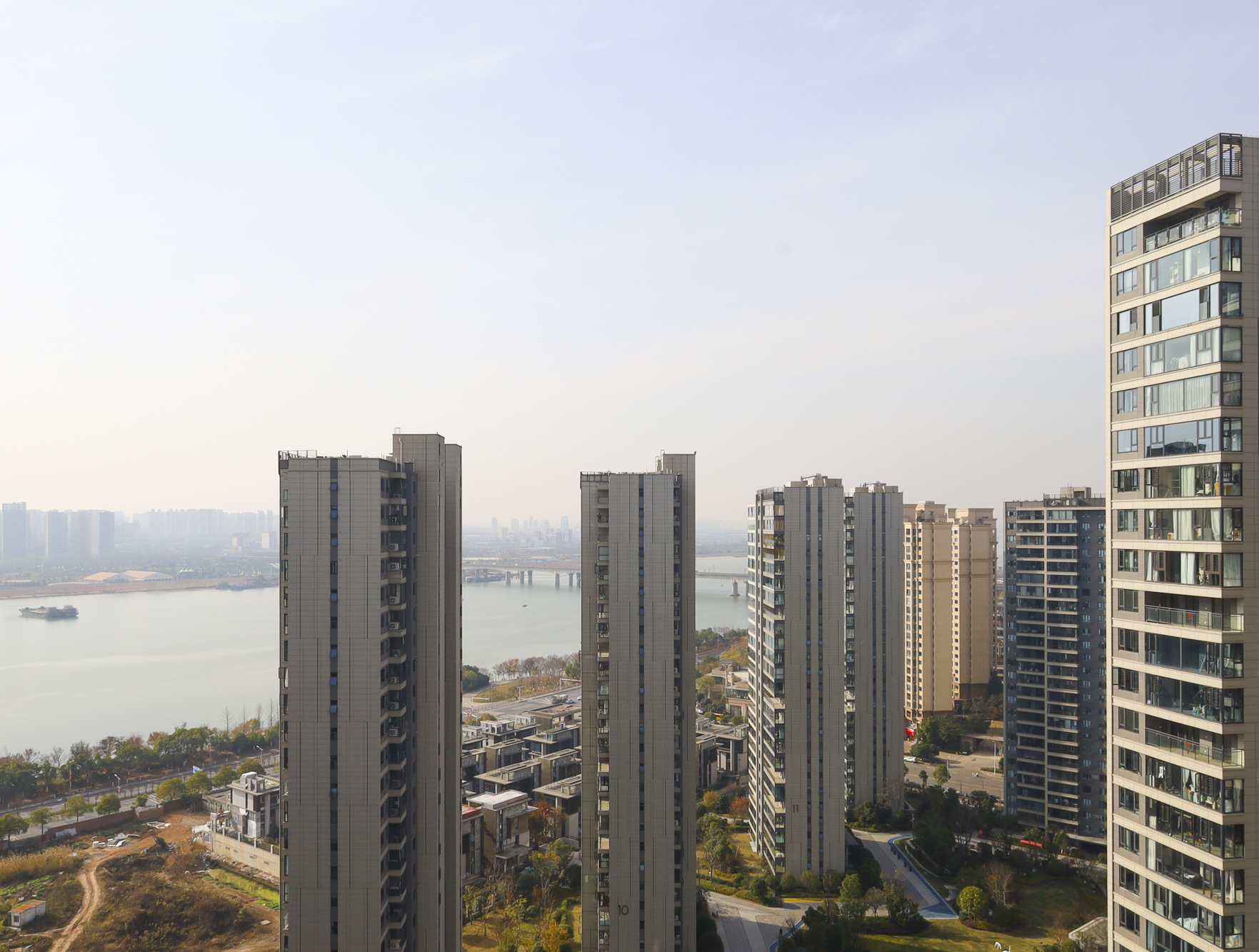 长沙万境潇湘  4室2厅3卫   420.00万其他
