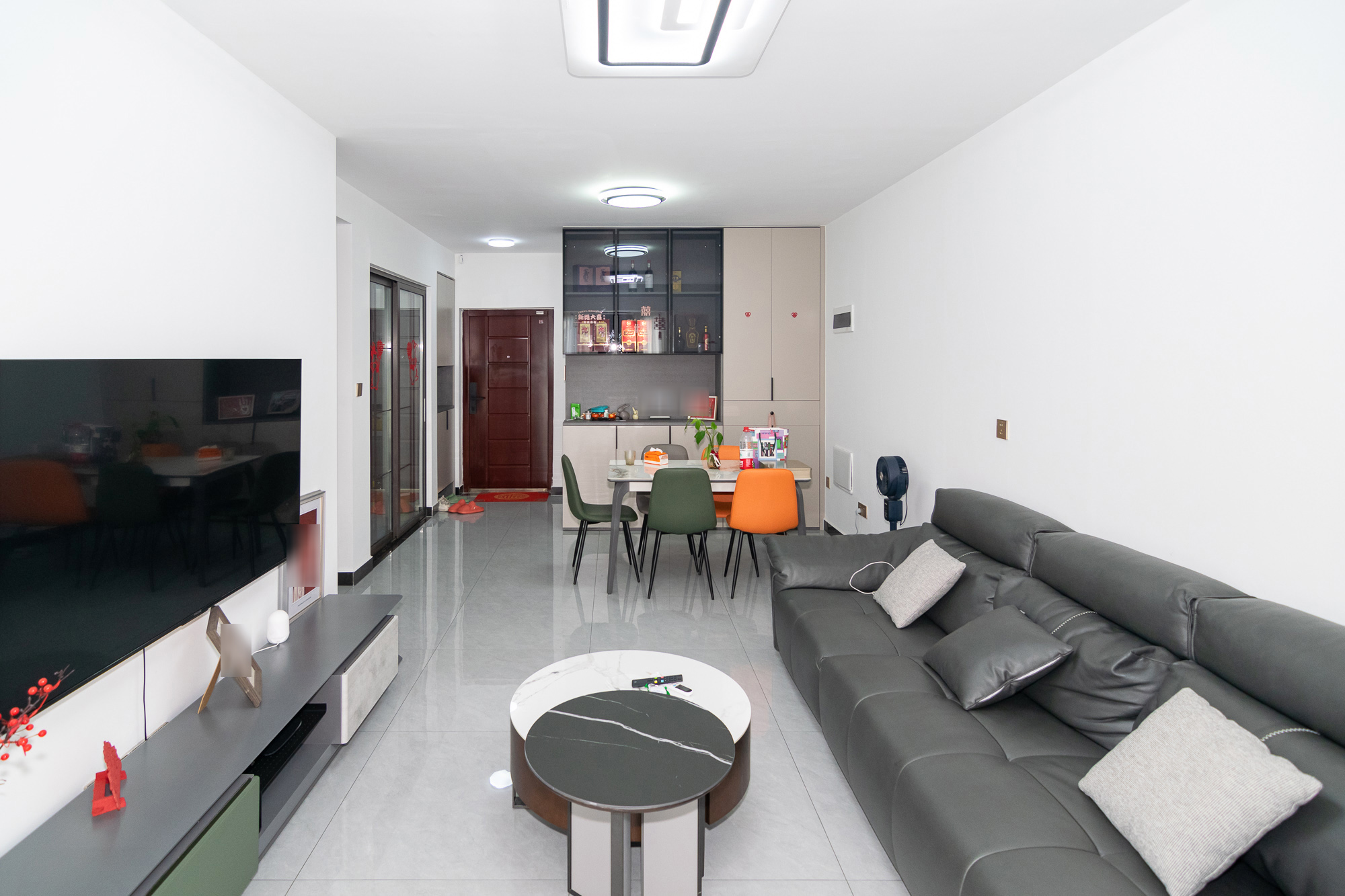 美的翰城  3室2厅1卫    65.0万 美的翰城  3室2厅1卫    65.0万客厅