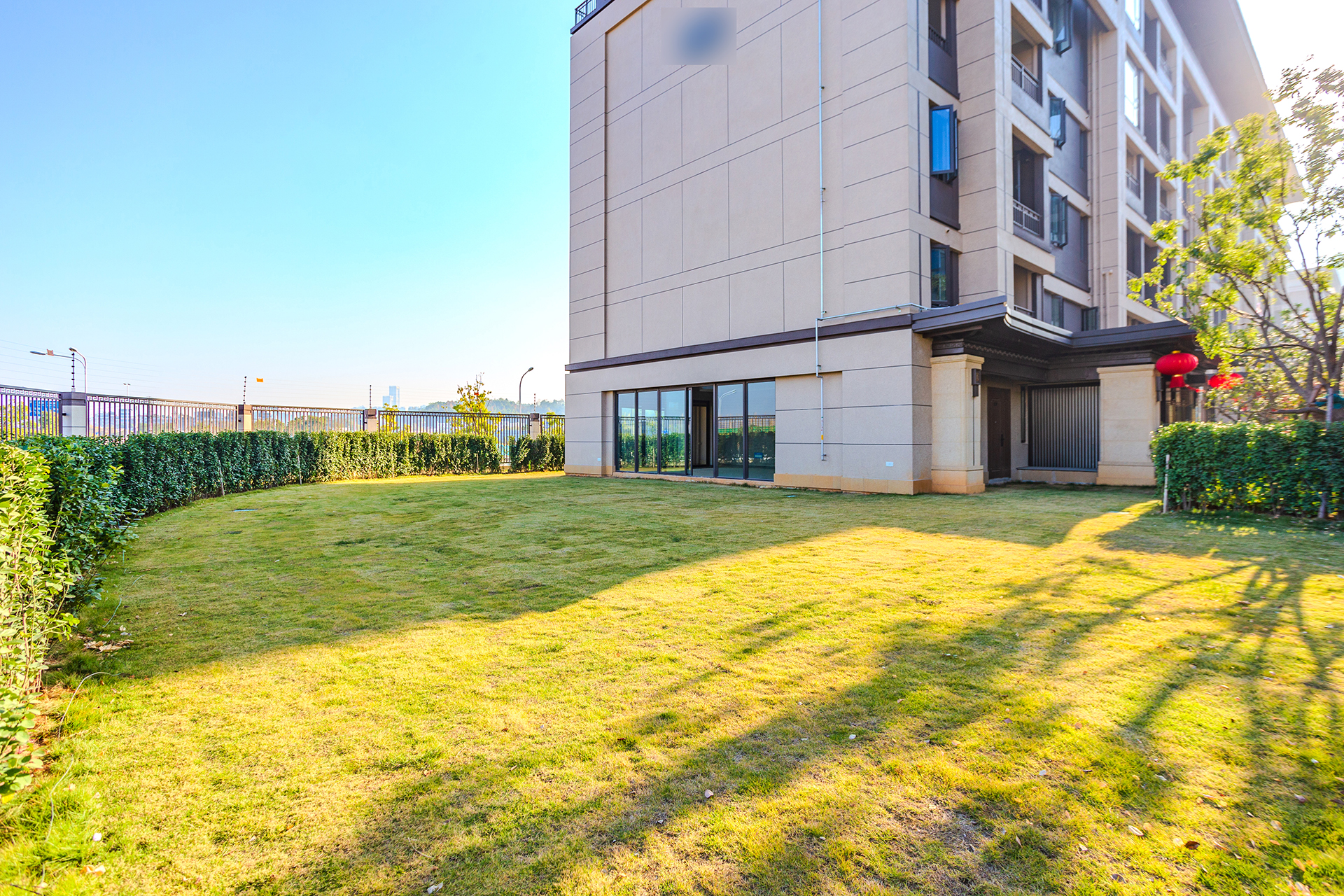 时代建发和著  6室2厅2卫   600.00万其他