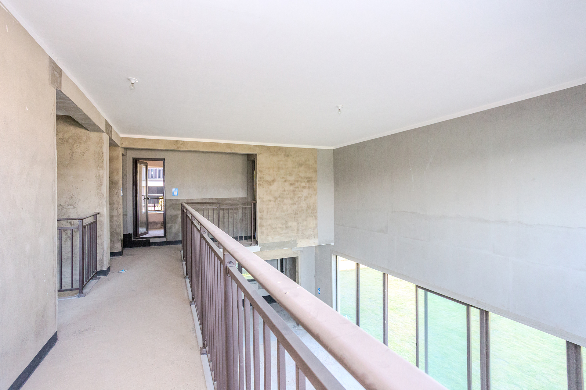 时代建发和著  6室2厅2卫   600.00万卧室