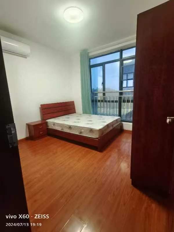 金谷豪庭 4室1厅2卫 1700.0元/月 金谷豪庭 4室1厅2卫 1700.0元/月室内图