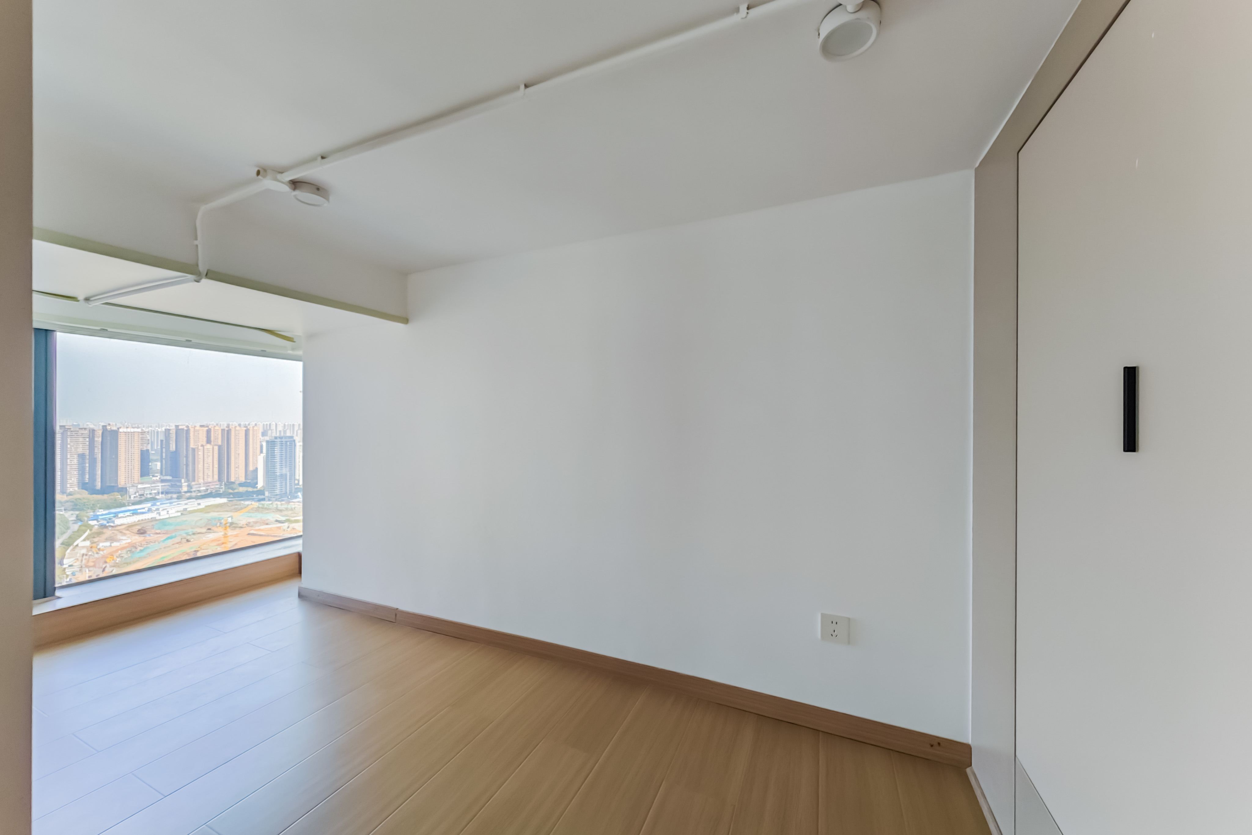 京武浪琴山三期(京武中心)  2室2厅1卫    99.0万 京武浪琴山三期(京武中心)  2室2厅1卫    99.0万其他