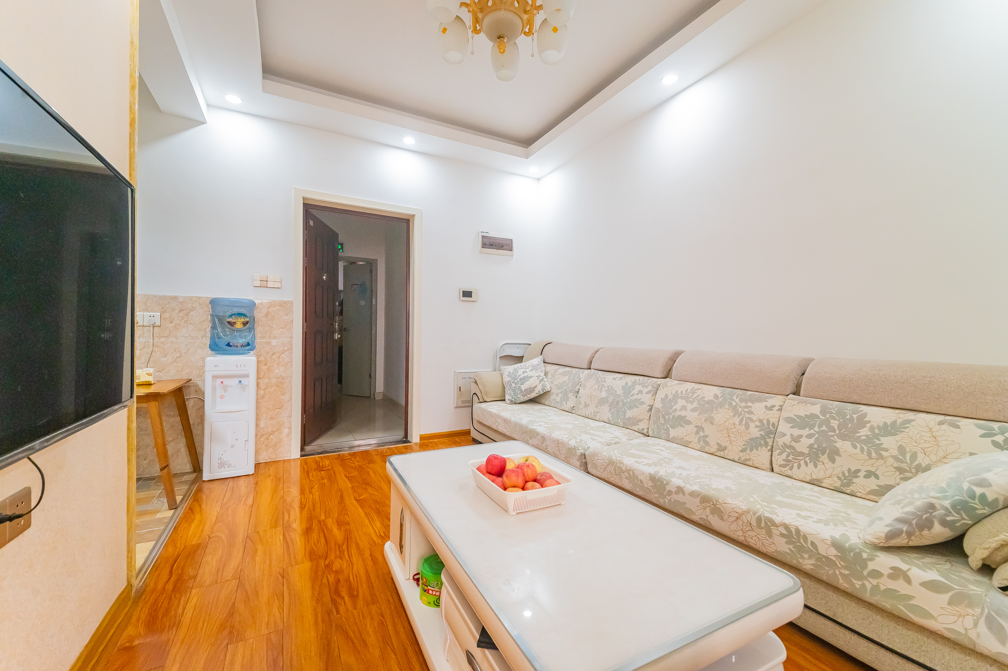 印山蓝色海岸 2室2厅1卫 43.8万 印山蓝色海岸 2室2厅1卫 43.8万客厅