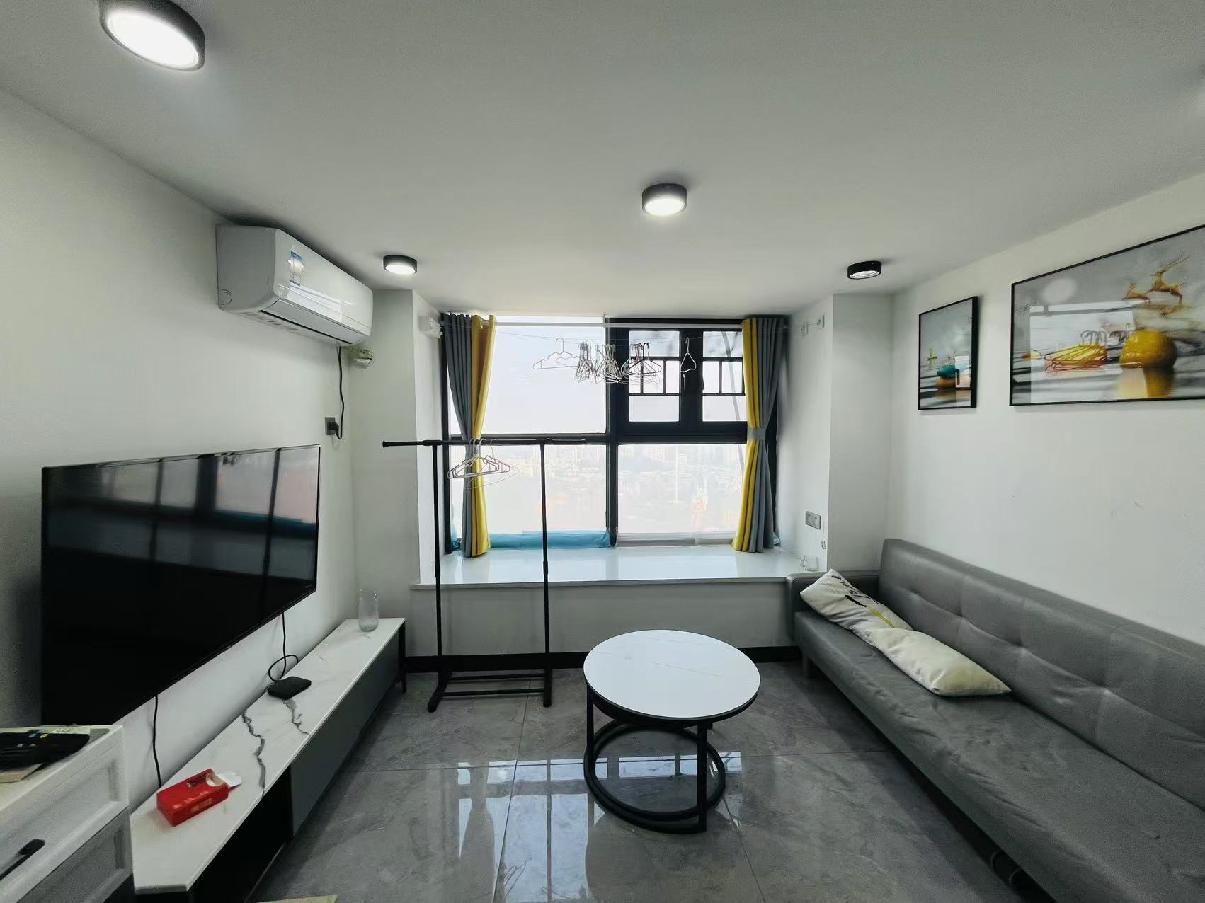 弘坤云寓 1室1厅1卫 2800.0元/月 弘坤云寓 1室1厅1卫 2800.0元/月室内图