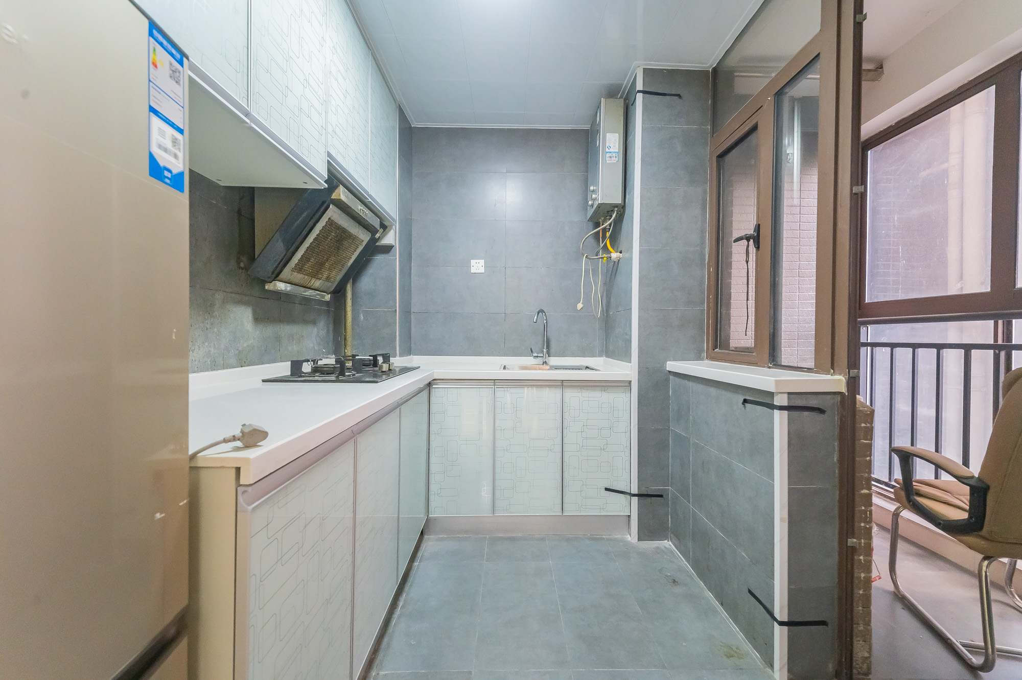 水岸世景  3室1厅1卫    60.8万 水岸世景  3室1厅1卫    60.8万厨房