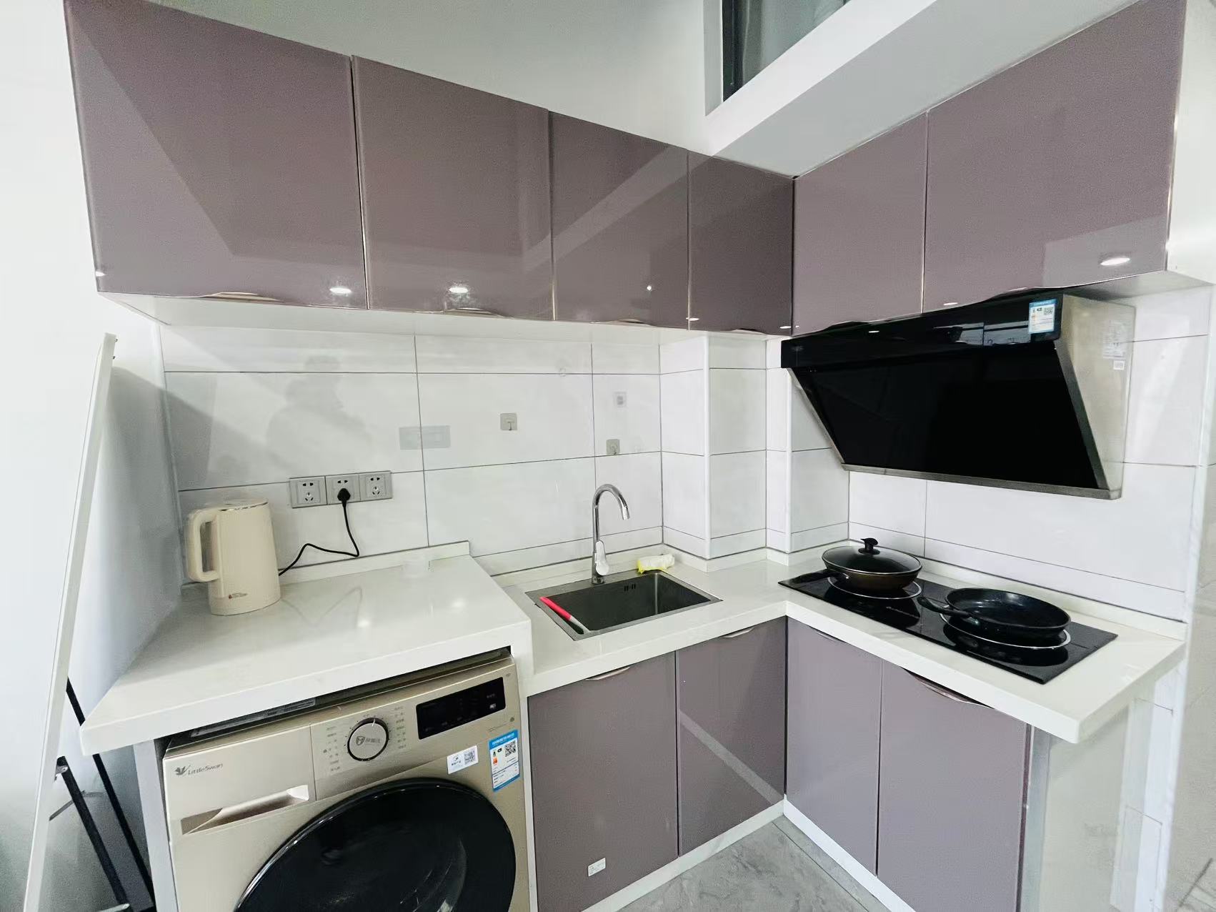 弘坤云寓 1室1厅1卫 2800.0元/月 弘坤云寓 1室1厅1卫 2800.0元/月室内图