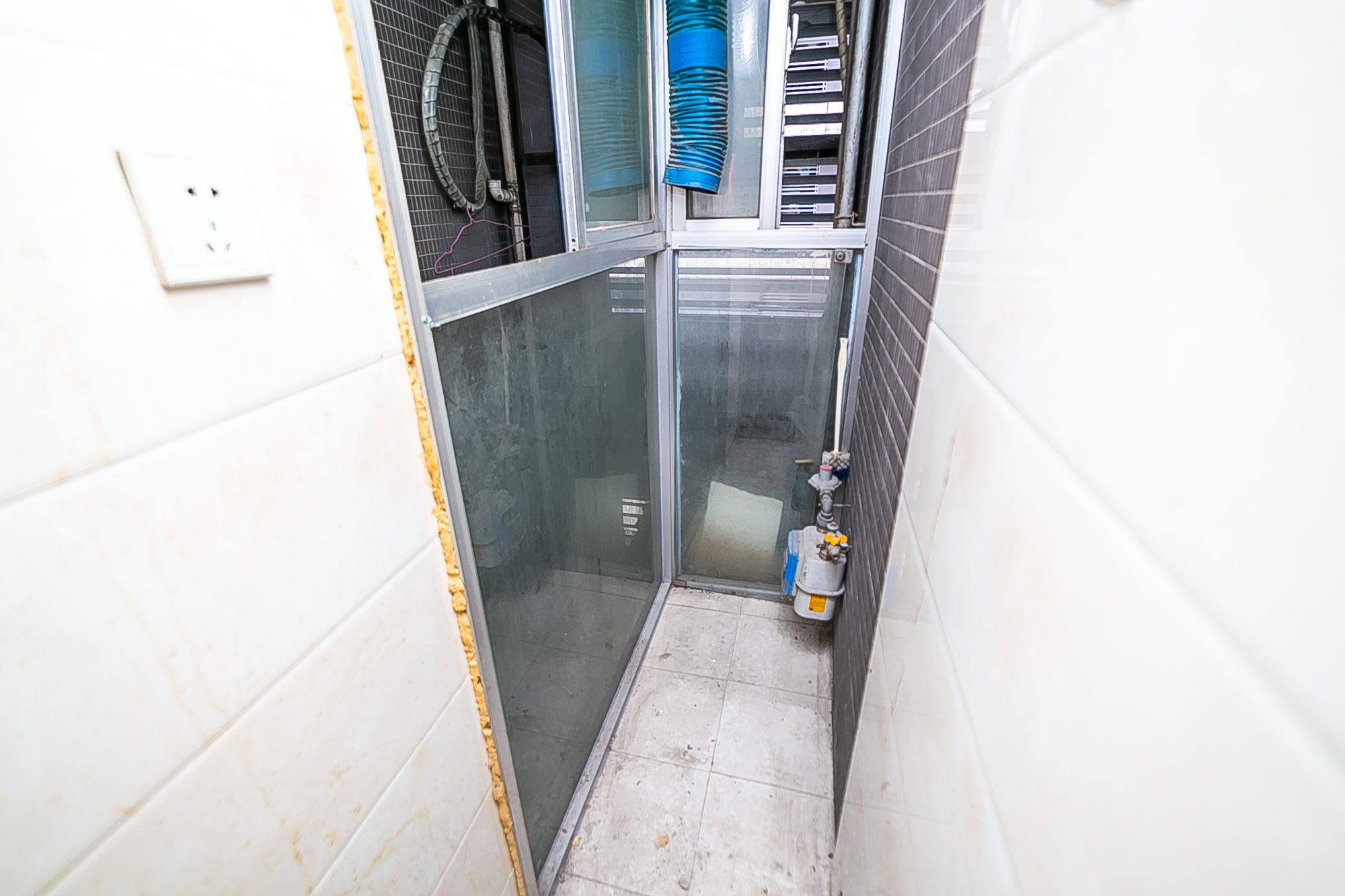 东怡外国(南湖一号) 2室1厅1卫 57.0万 东怡外国(南湖一号) 2室1厅1卫 57.0万其他