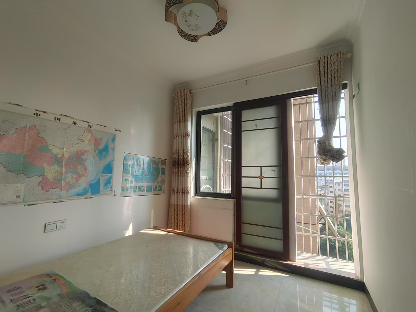 天地人和 3室2厅2卫 1600.0元/月 天地人和 3室2厅2卫 1600.0元/月室内图