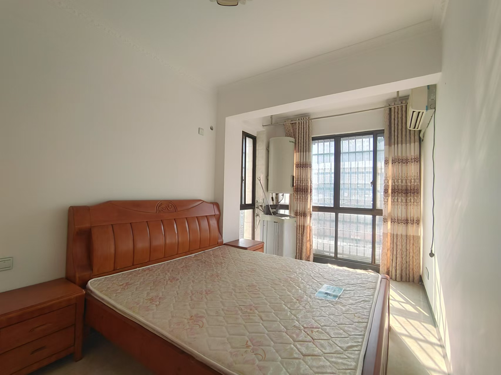 天地人和 3室2厅2卫 1600.0元/月 天地人和 3室2厅2卫 1600.0元/月室内图