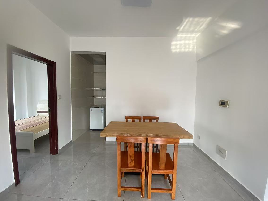 上城世家 2室1厅1卫 40.8万 上城世家 2室1厅1卫 40.8万室内图