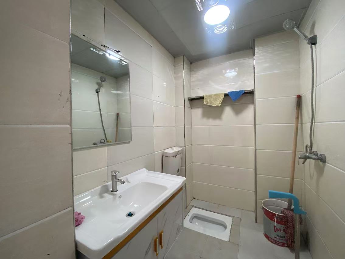 上城世家 2室1厅1卫 40.8万 上城世家 2室1厅1卫 40.8万室内图