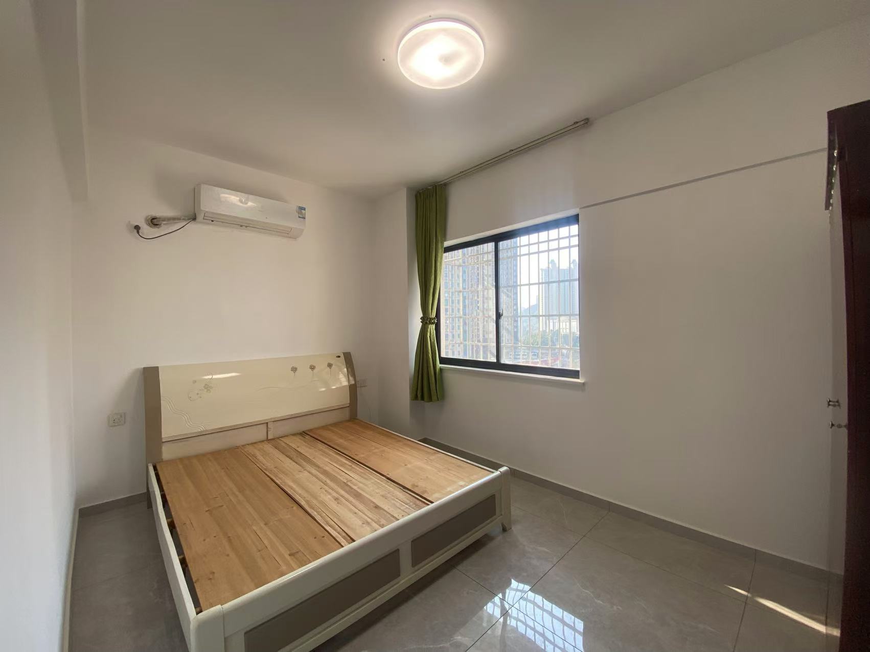 上城世家 2室1厅1卫 40.8万 上城世家 2室1厅1卫 40.8万室内图