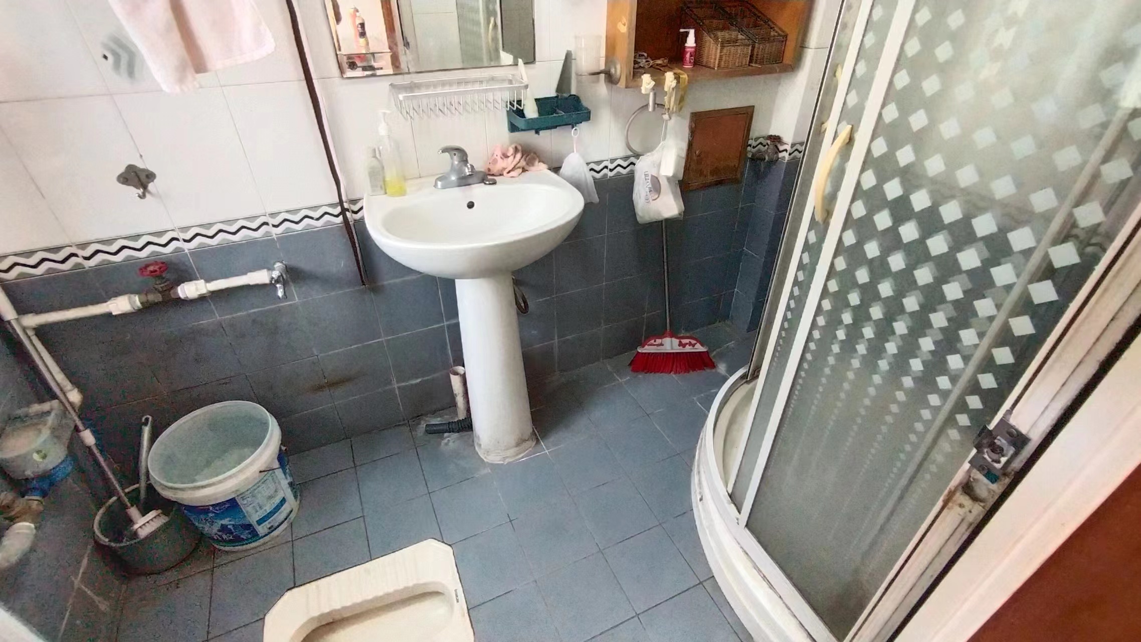 鑫邮小区  2室2厅1卫    1700.0元/月 鑫邮小区  2室2厅1卫    1700.0元/月室内图