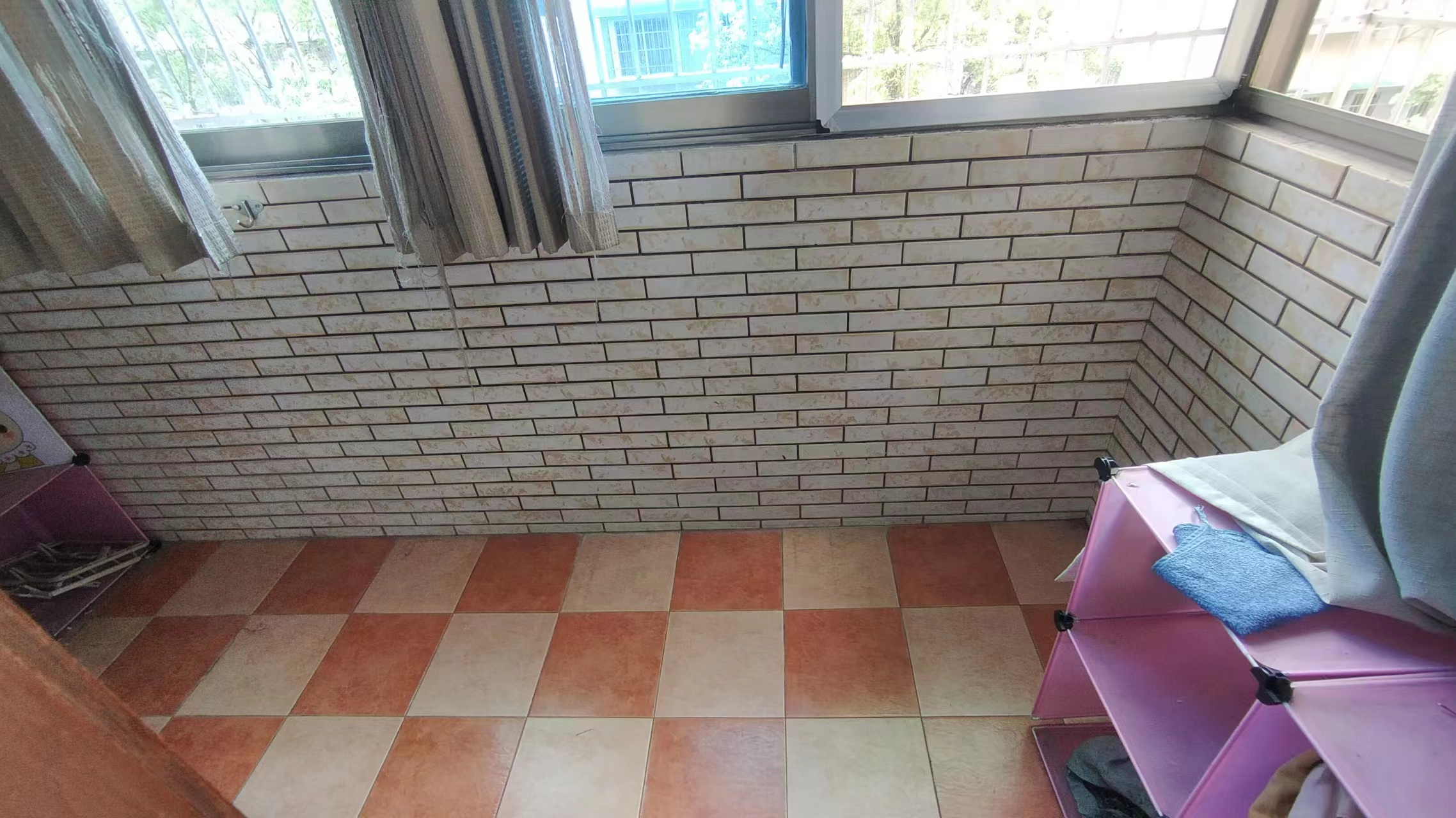 鑫邮小区  2室2厅1卫    1700.0元/月 鑫邮小区  2室2厅1卫    1700.0元/月室内图