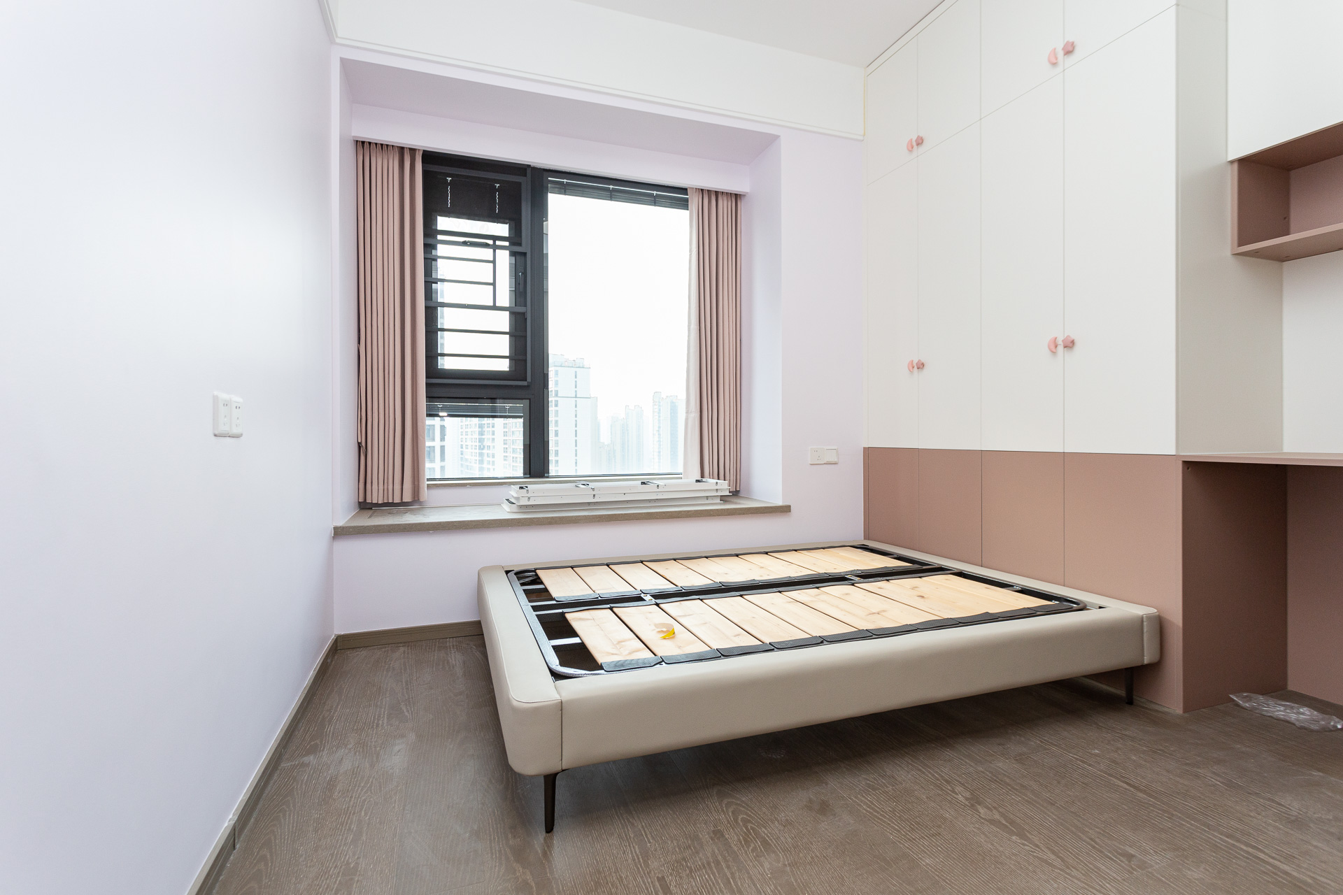 越秀湘江星汇城三期  4室2厅3卫    300.0万 越秀湘江星汇城三期  4室2厅3卫    300.0万卧室