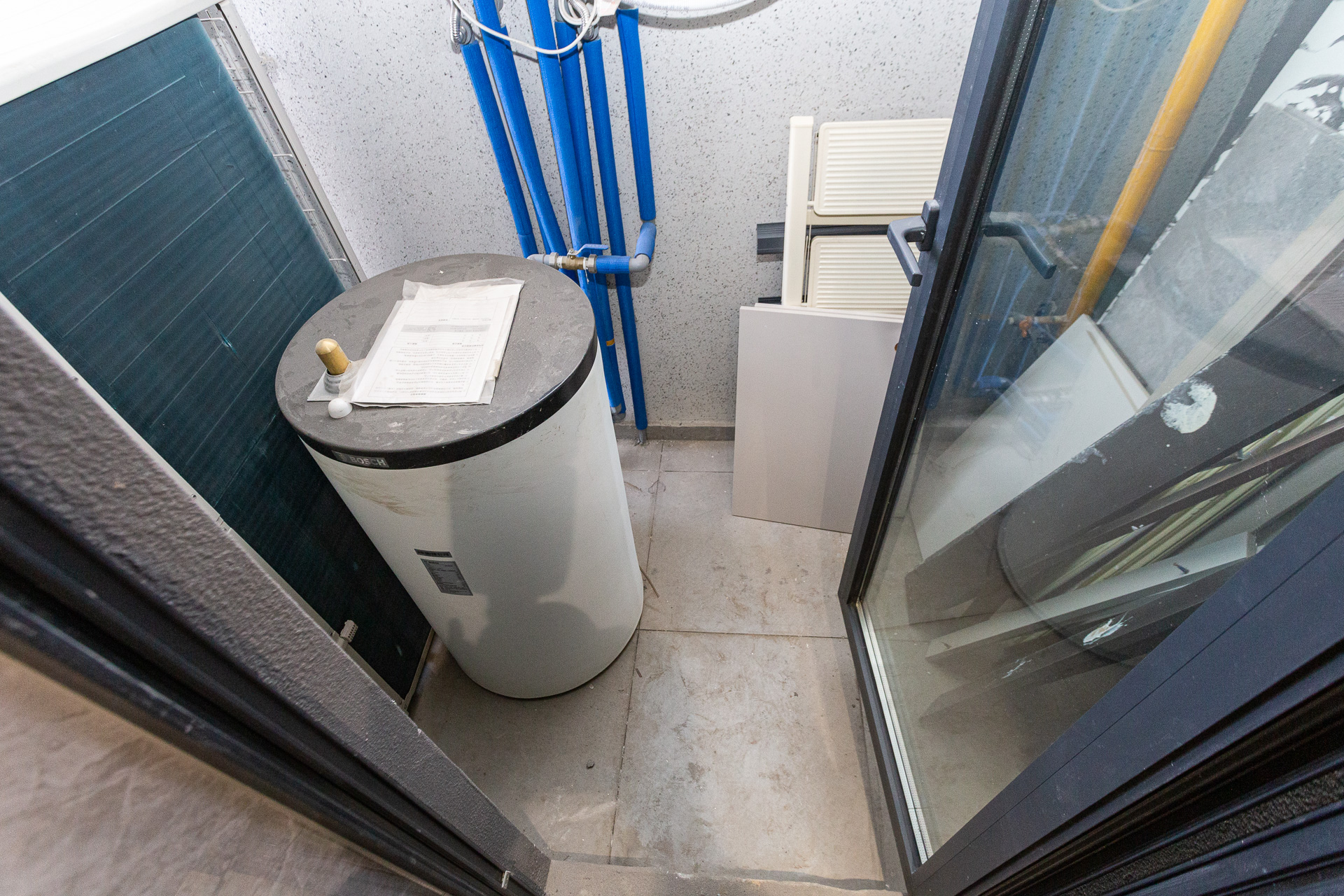 越秀湘江星汇城三期  4室2厅3卫    300.0万 越秀湘江星汇城三期  4室2厅3卫    300.0万阳台