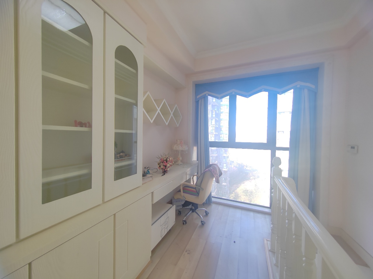 御景东方  3室2厅2卫    79.8万 御景东方  3室2厅2卫    79.8万室内图