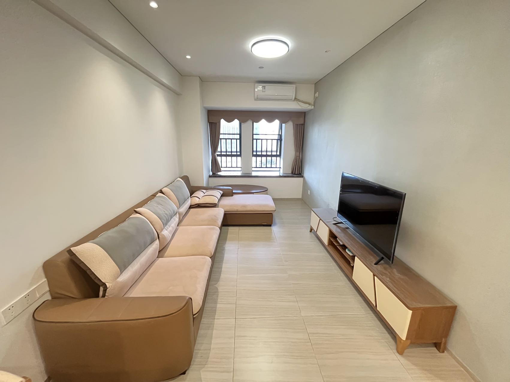 海航豪庭南苑 1室1厅1卫 140.0万 海航豪庭南苑 1室1厅1卫 140.0万室内图